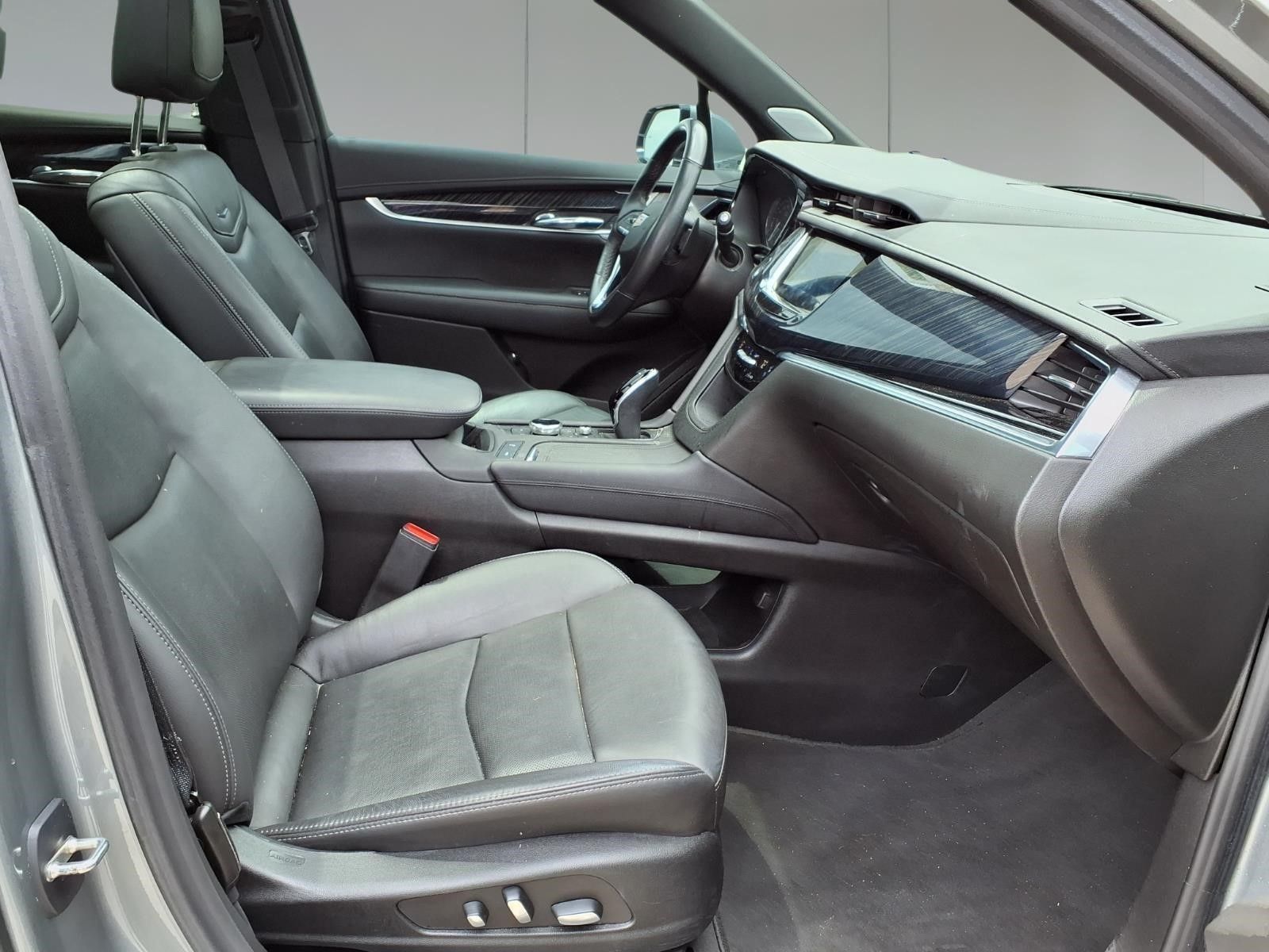 2023 Cadillac XT6 Premium Luxury Silver at Bayway Cadillac of The Woodlands