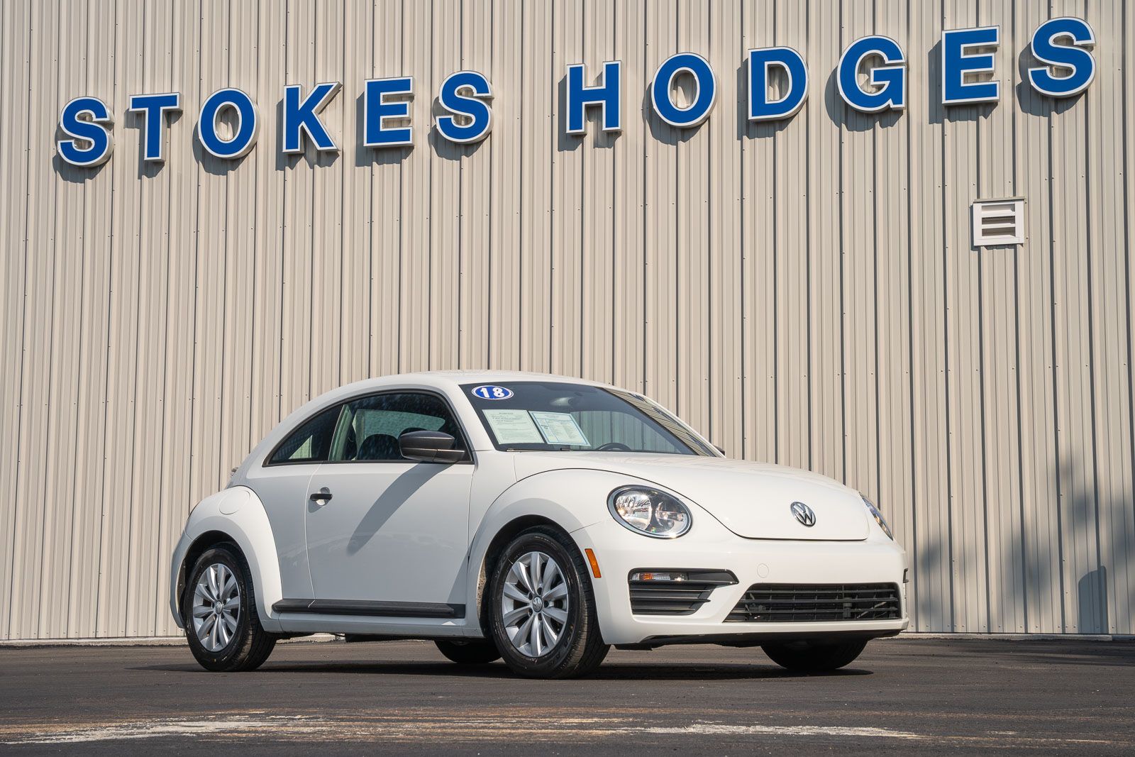 2018 Volkswagen Beetle 2.0T S Hatchback FWD