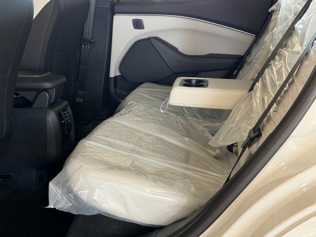 New 2026 Star White Metallic Tri-coat Ford Premium image 16