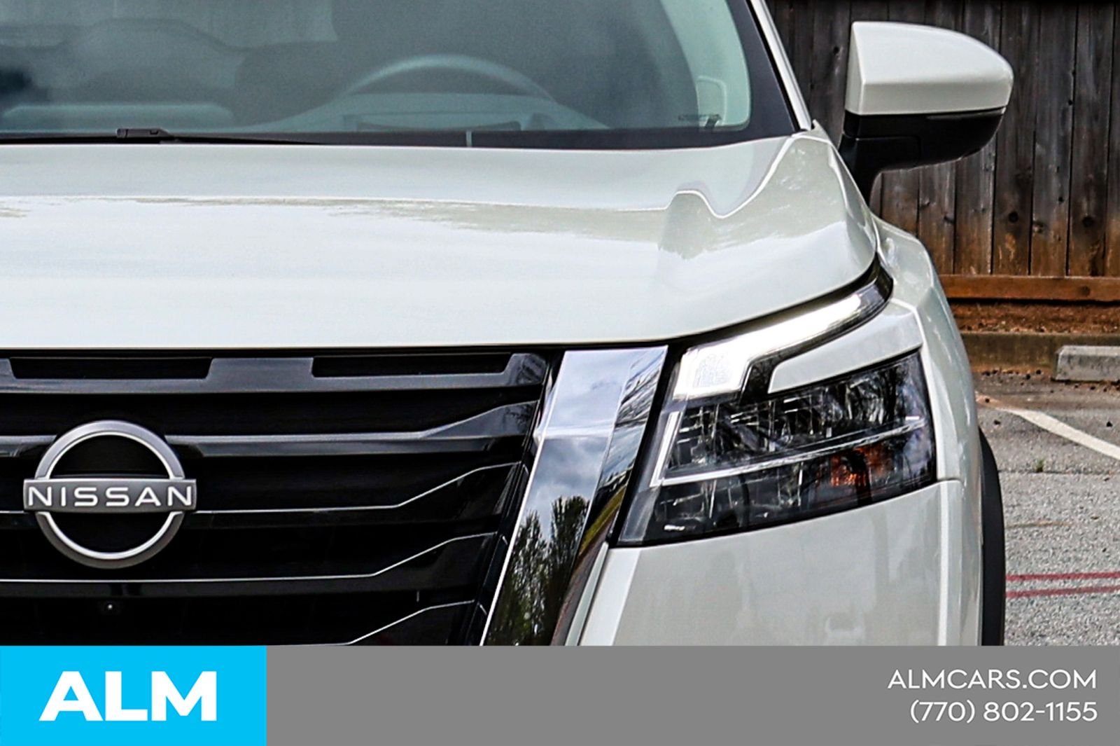 Used 2024 White Nissan Platinum image 15