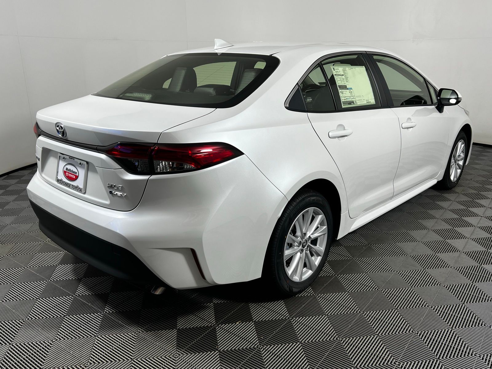 Thumbnail: 2025 Toyota Corolla - 5