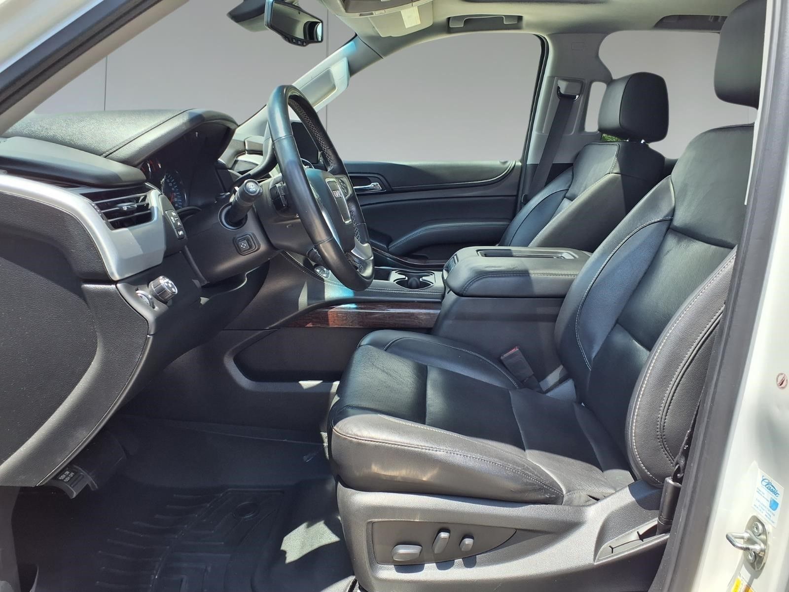 2020 GMC Yukon XL SLT White at Shottenkirk Kia Fort Bend
