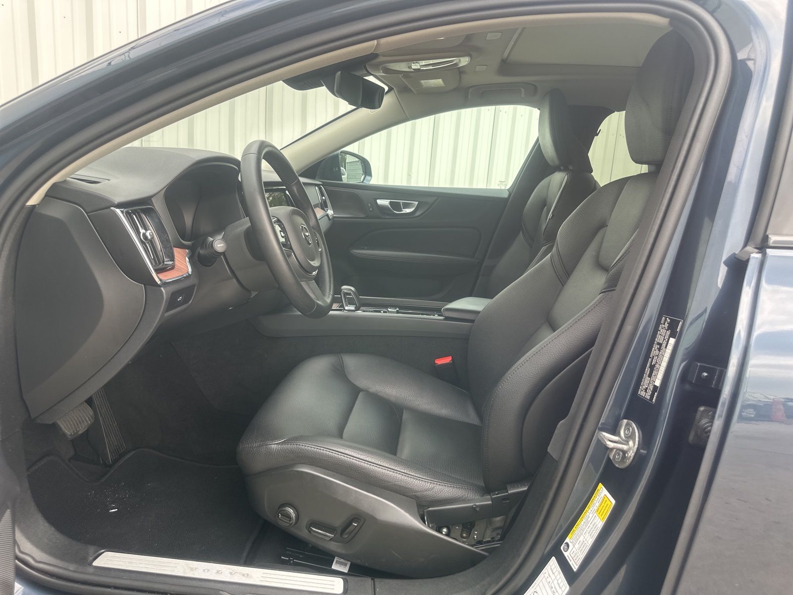Used Car 2025 Volvo V60 Cross Country  B5 Plus For Sale Under $40,000 In Austin, Texas