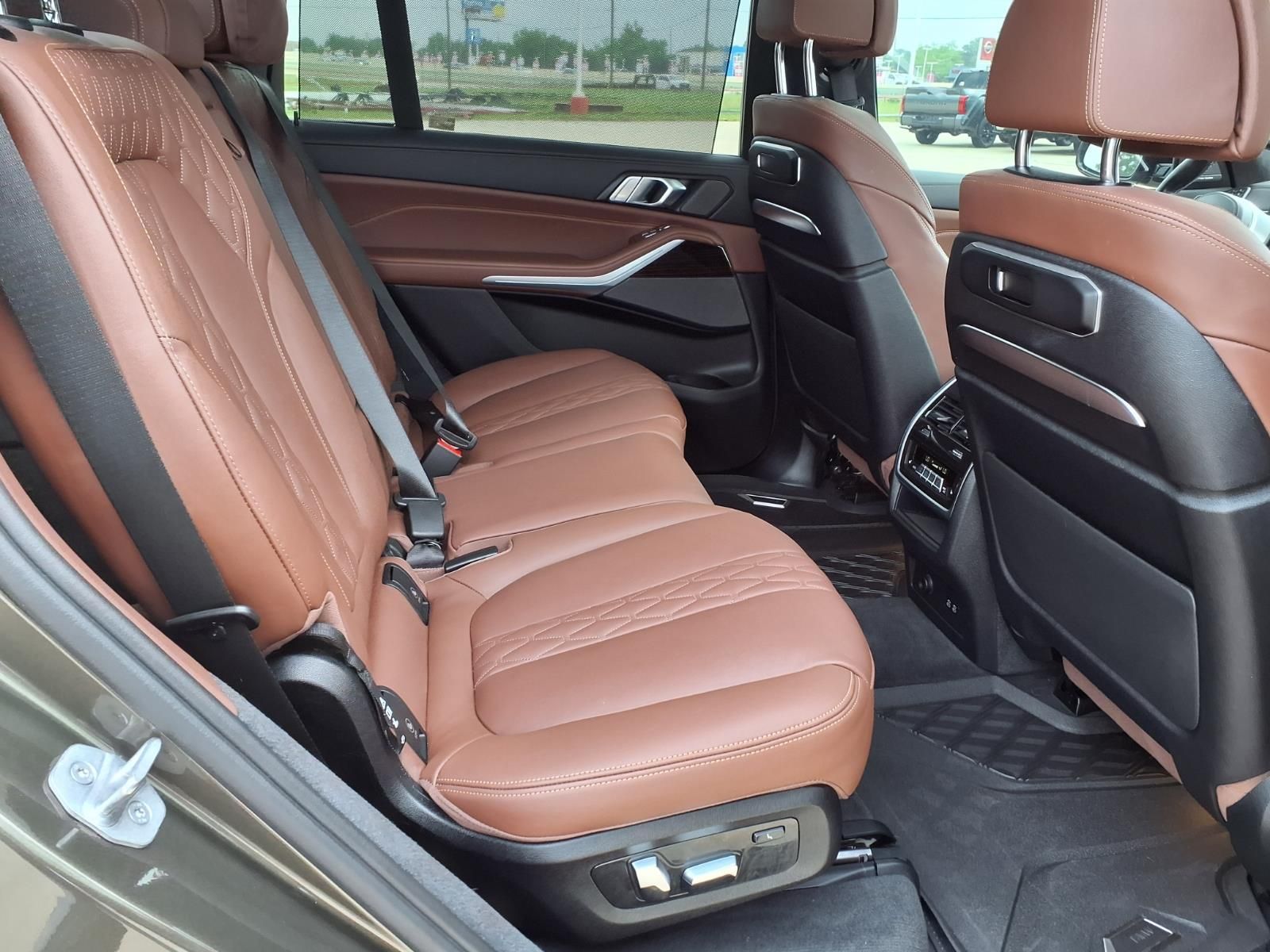 2024 BMW X7 M60i Green at Westside Lexus