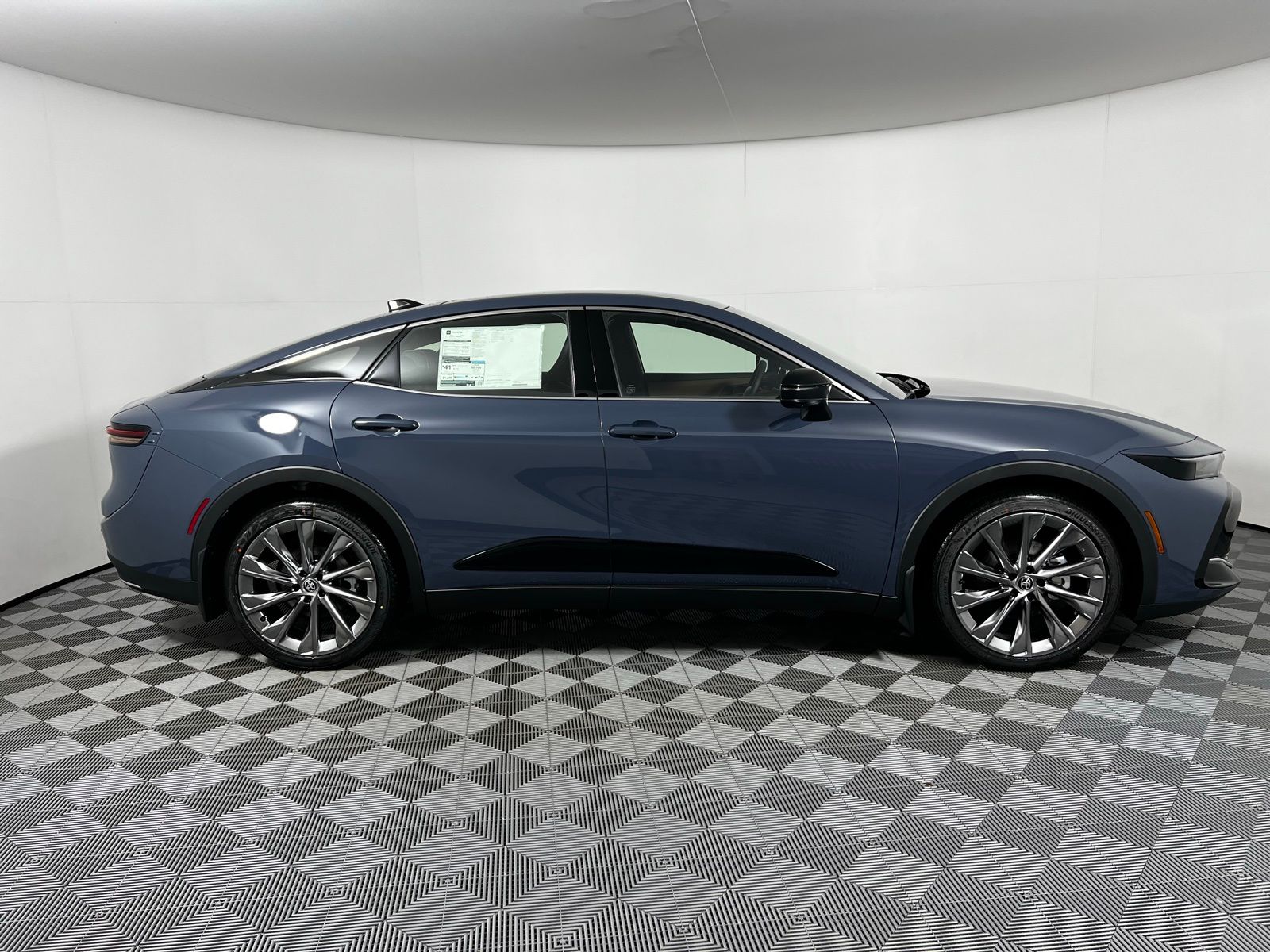 Thumbnail: 2026 Toyota Crown - 4