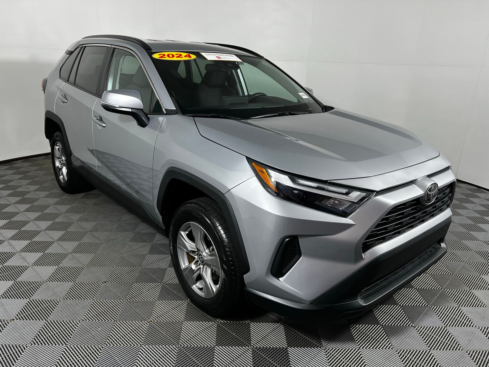Thumbnail: 2024 Toyota RAV4 - 3