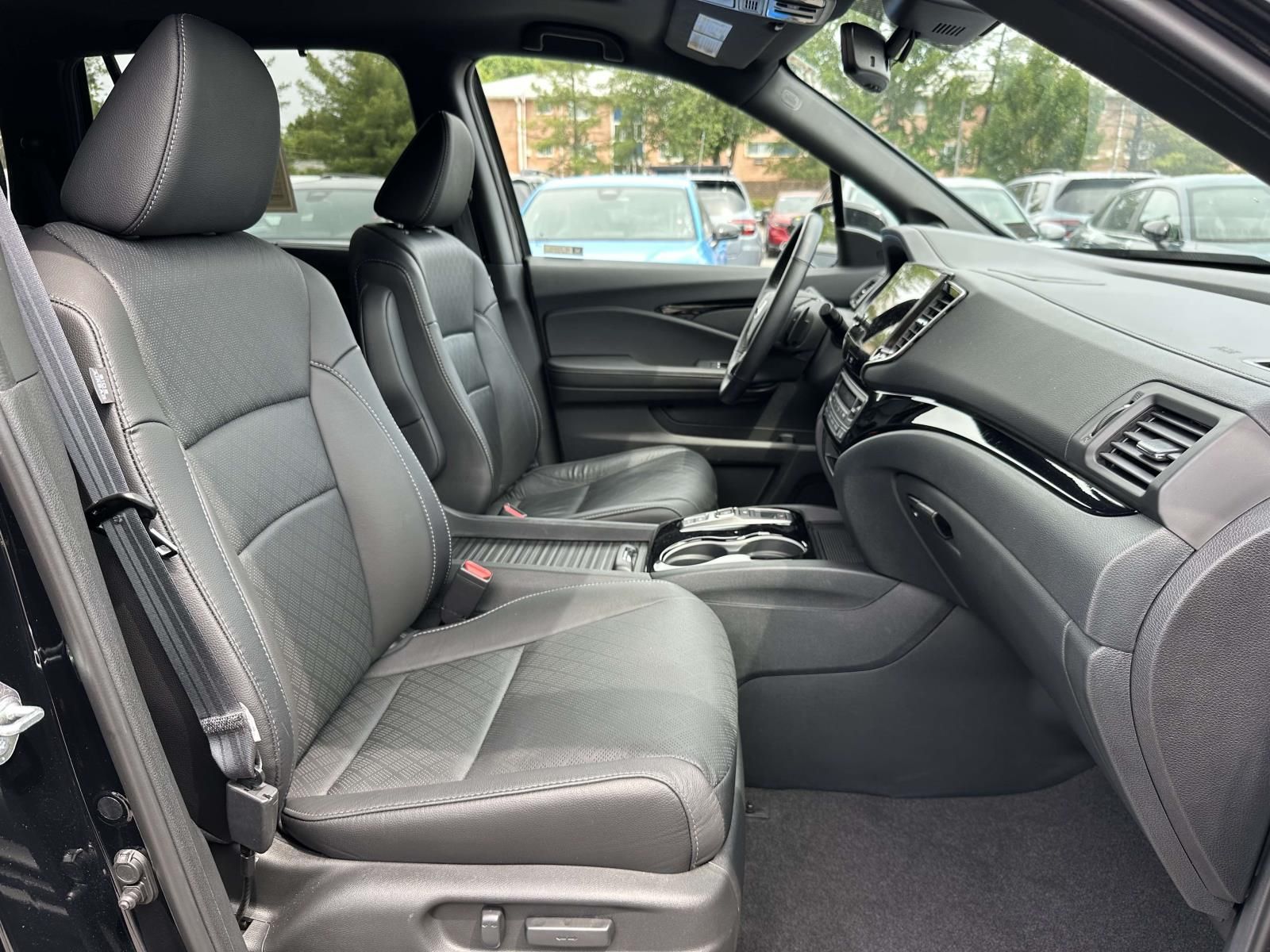 Used 2023  Honda Elite image 35
