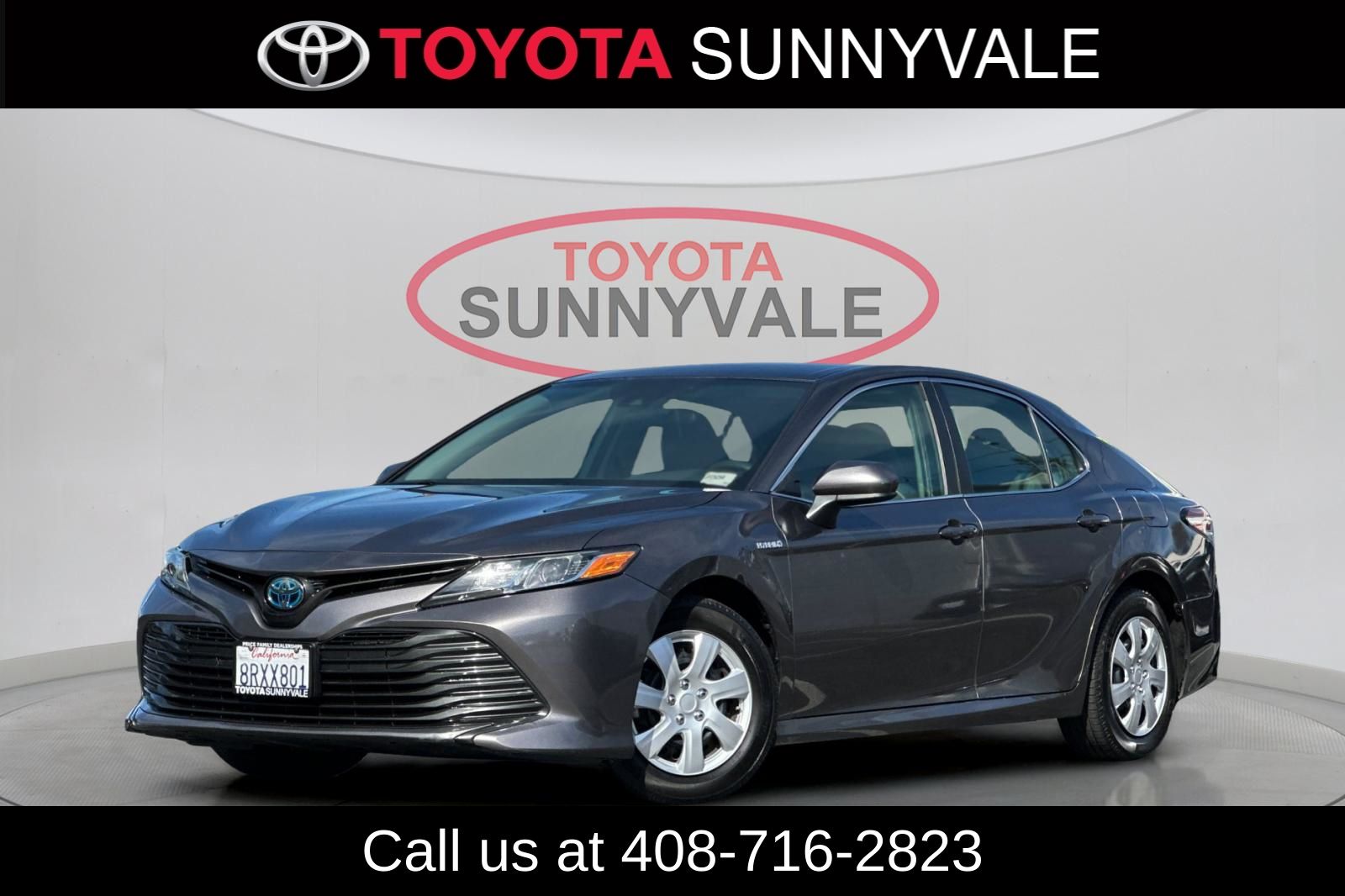 Used 2020 Toyota Camry Hybrid Sedan