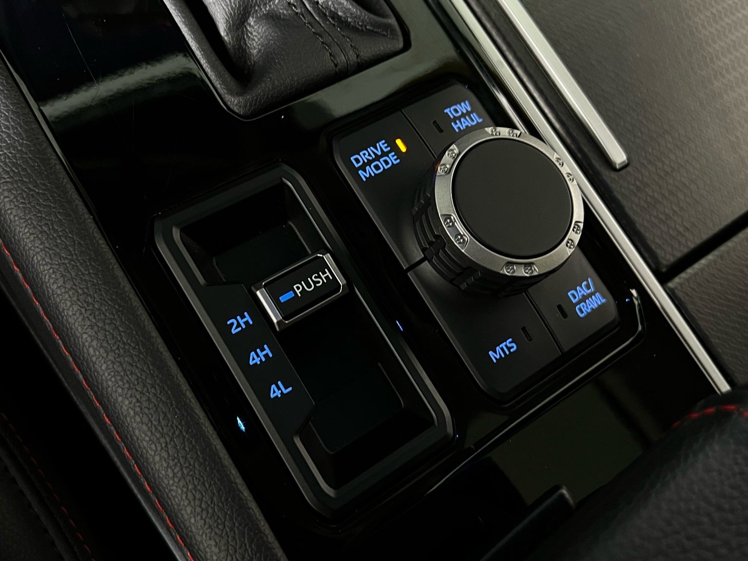 Thumbnail: 2023 Toyota Sequoia - 23