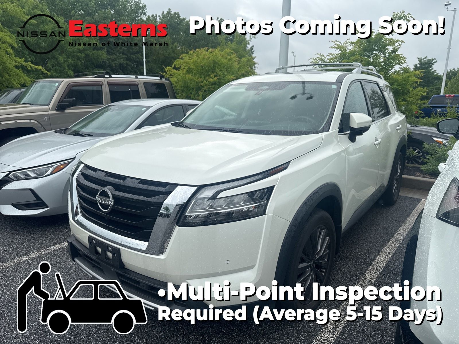 2023 Nissan Pathfinder SL 4WD's photo
