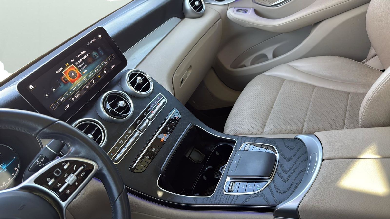 Used Car 2022 Mercedes-benz Glc  Glc 300 For Sale Under $30,000 In Austin, Texas