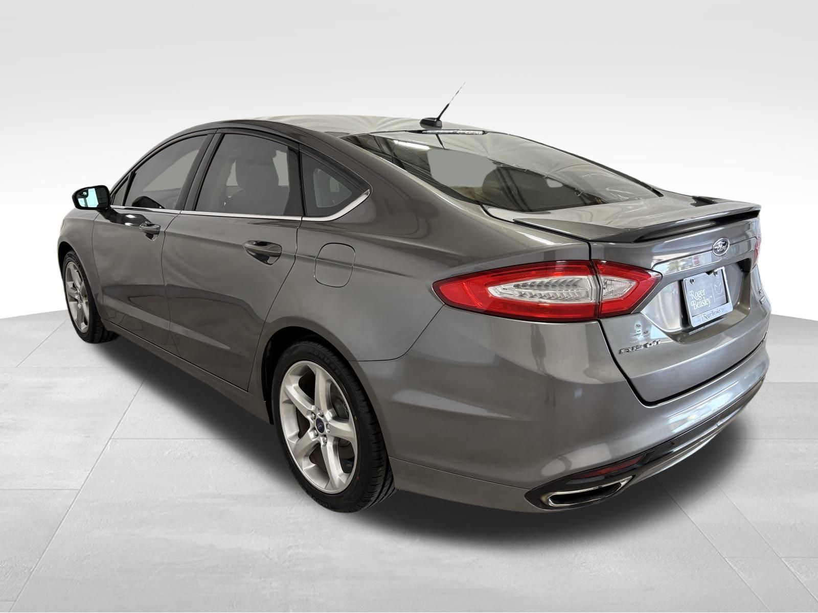 Used Car 2013 Ford Fusion  Se For Sale Under $10,000 In Austin, Texas