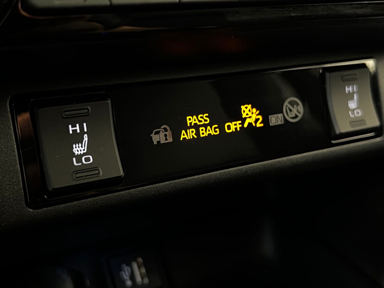 Thumbnail: 2024 Toyota RAV4 - 20