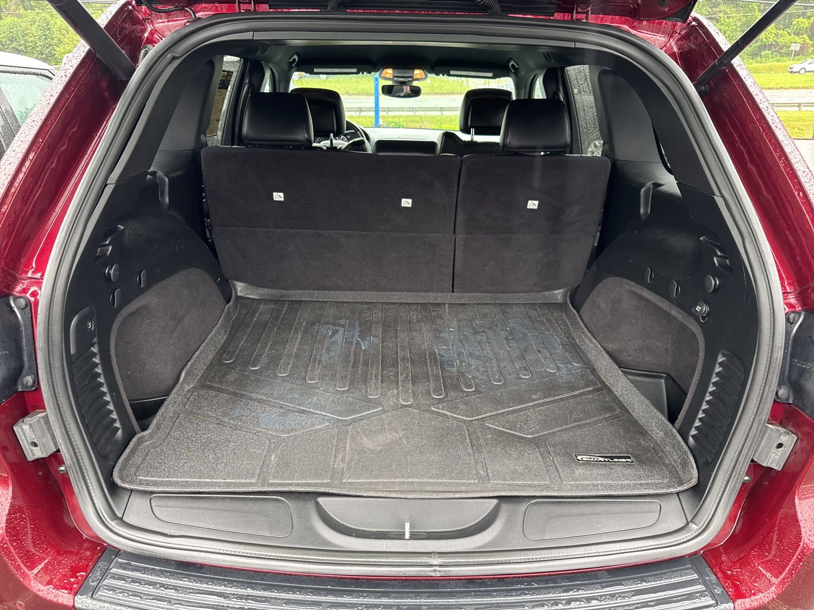 Used 2019 Velvet Red Pearlcoat Jeep Altitude image 19