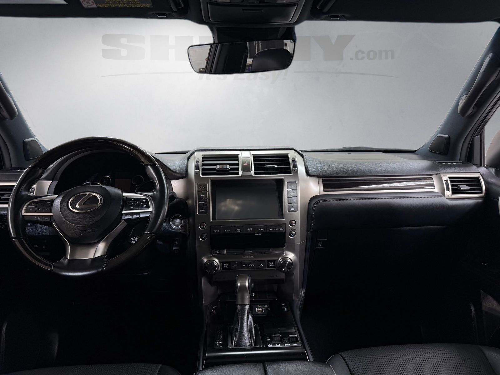 Used 2021  Lexus 460 image 3