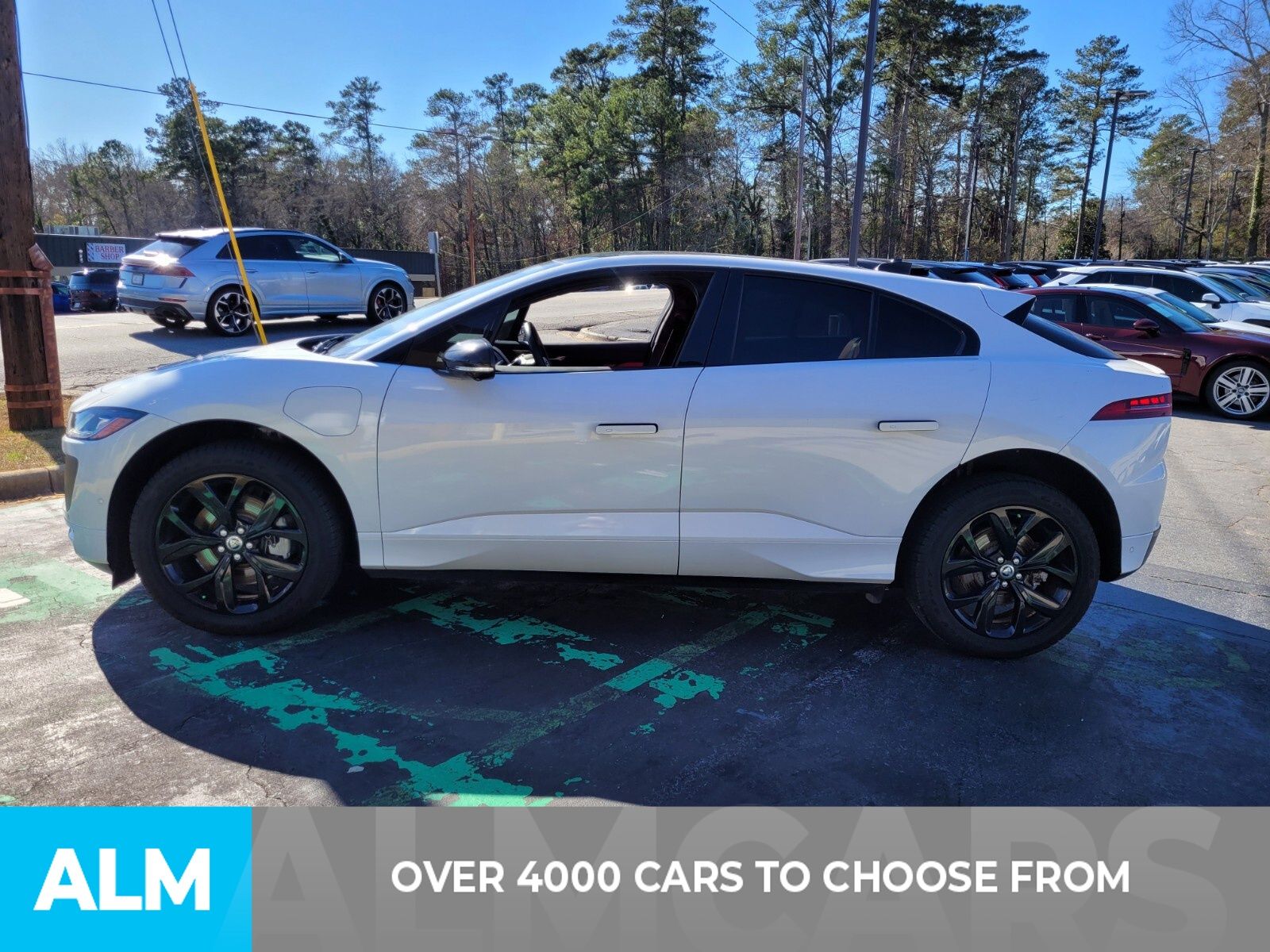 Used 2024 Ostuni Pearl White Jaguar HSE image 2