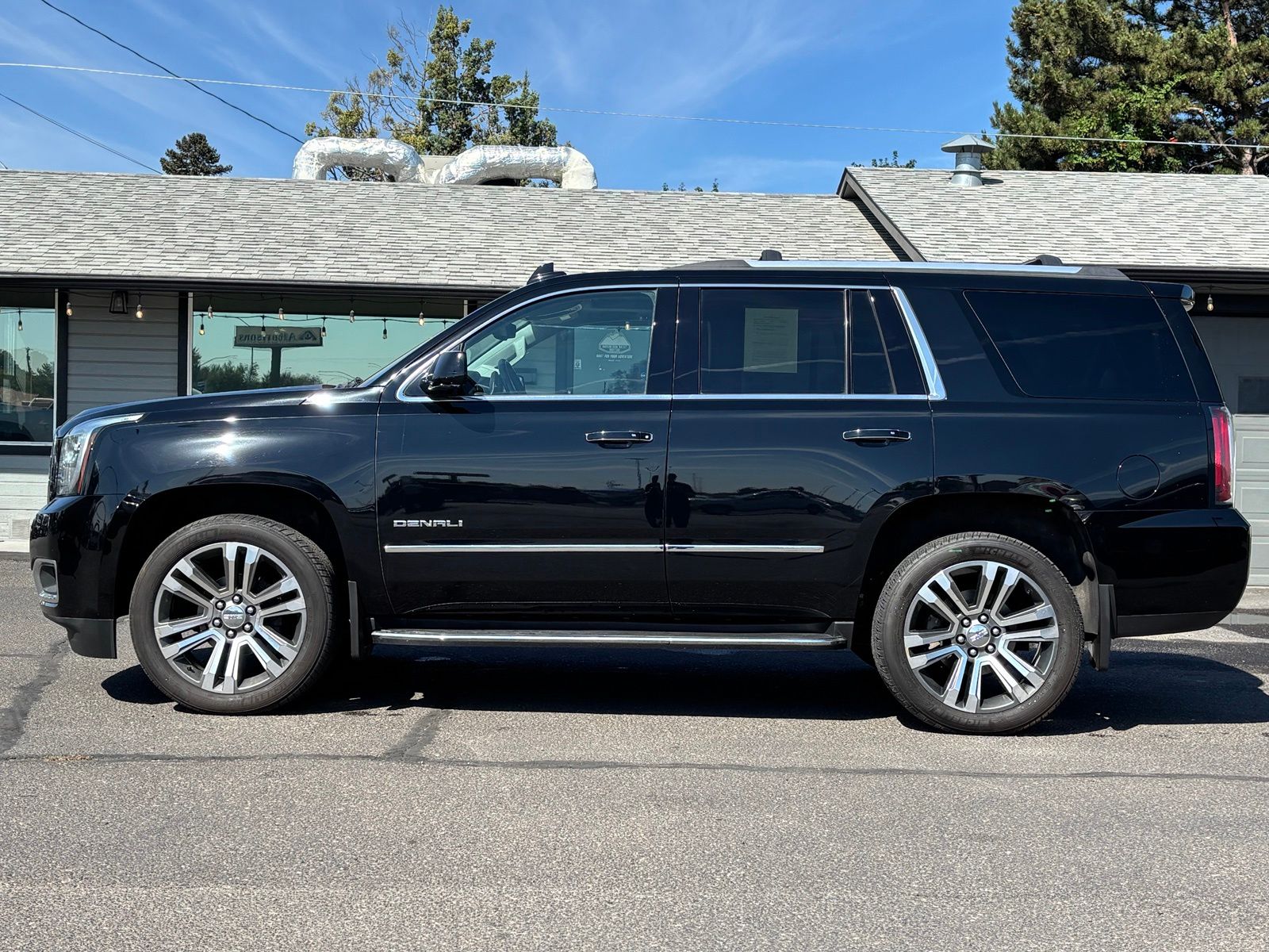 Used 2019 GMC Yukon SUV
