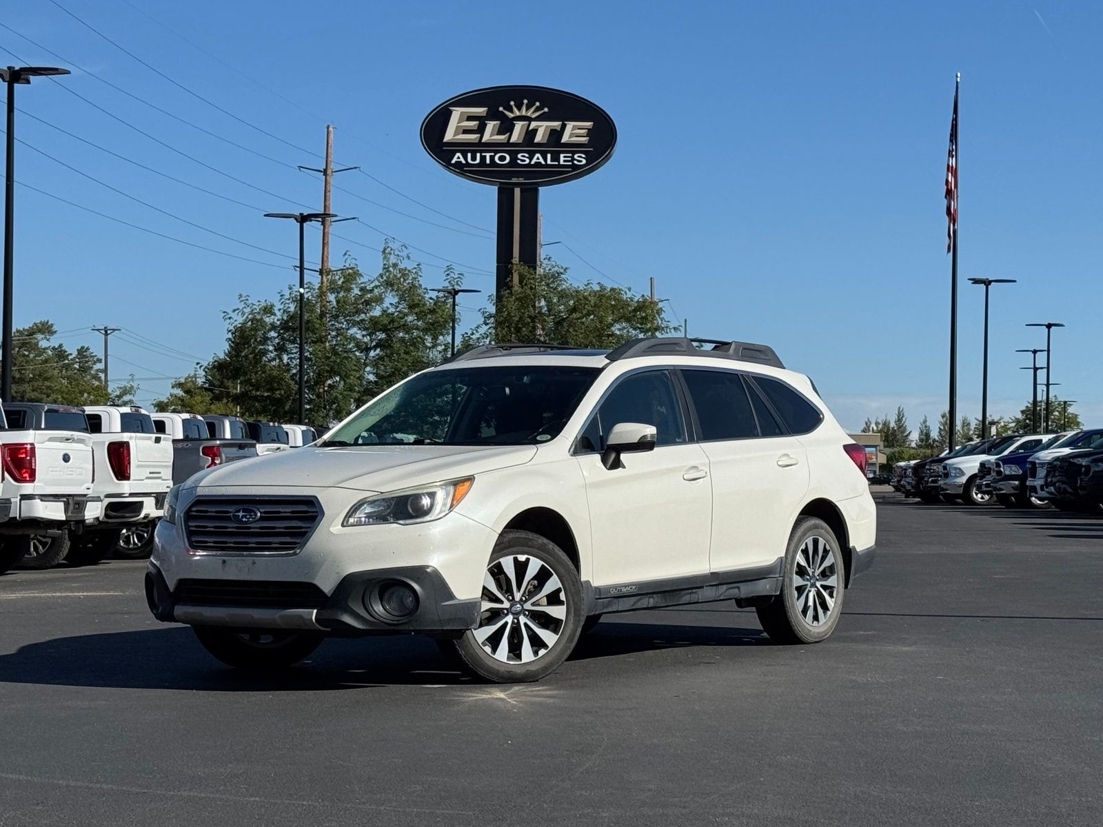 Crystal White Pearl 2016 Subaru Outback Wagon All-Wheel Drive Continuously Variable Transmission