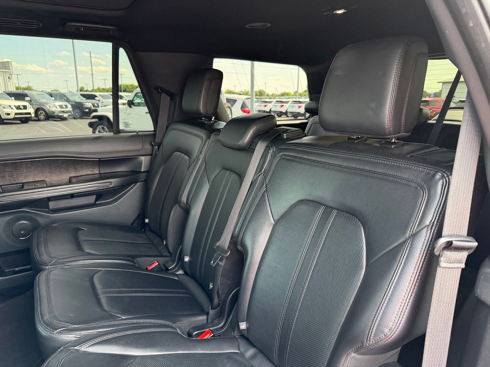 2021 Ford Expedition image 14