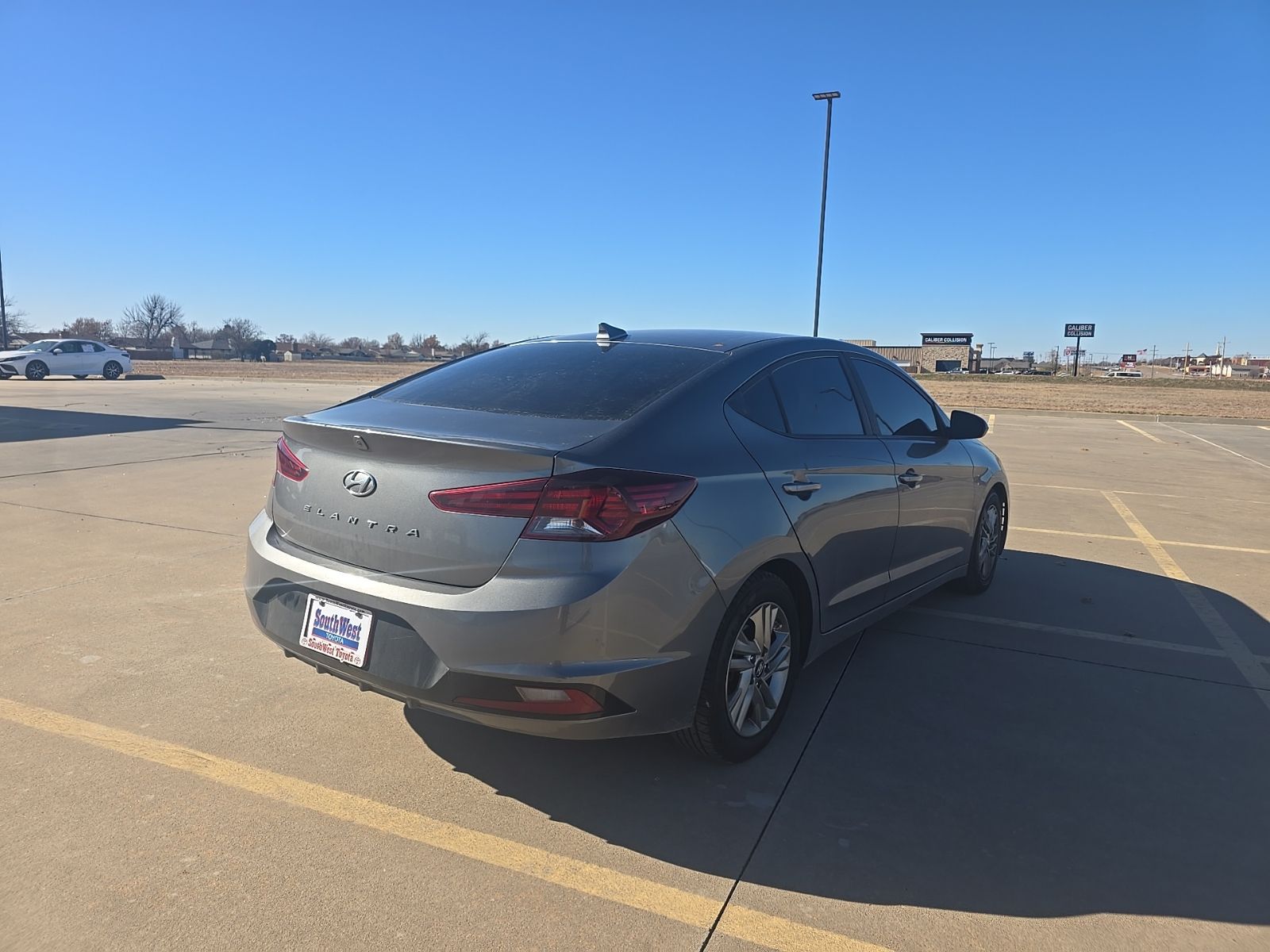 2019 Hyundai Elantra SEL 5