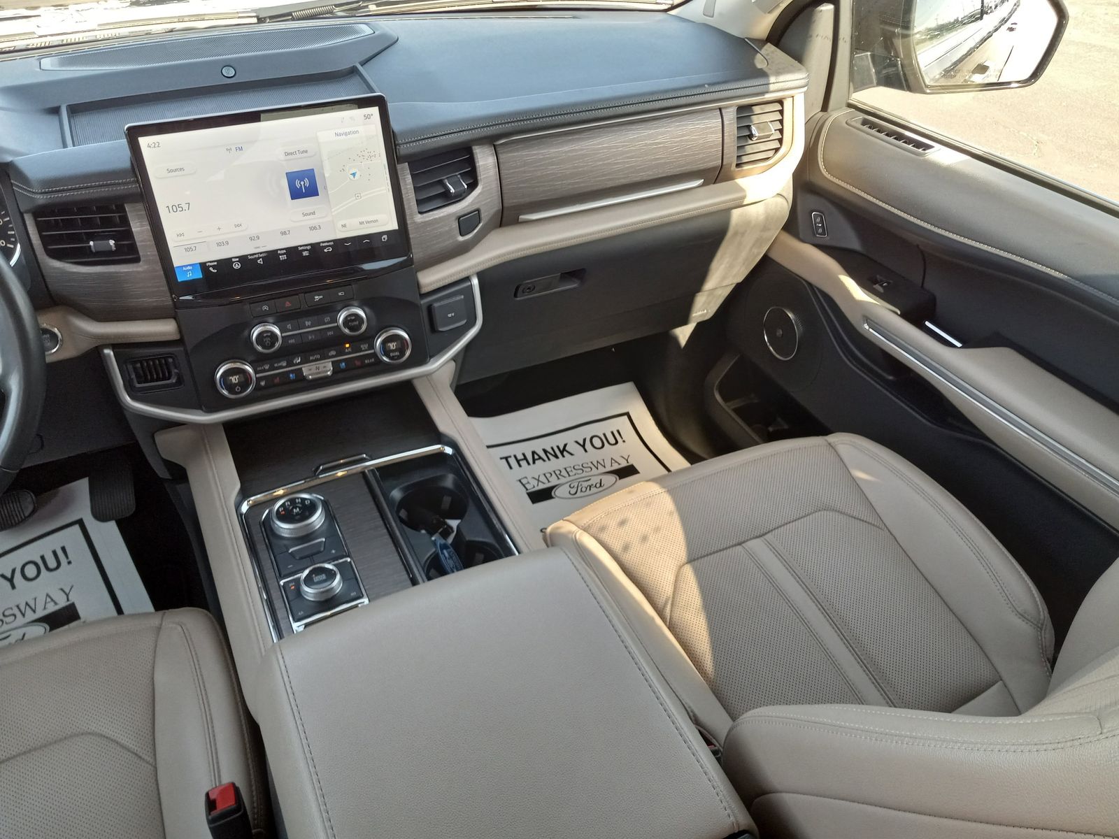 2024 Ford Expedition image 19