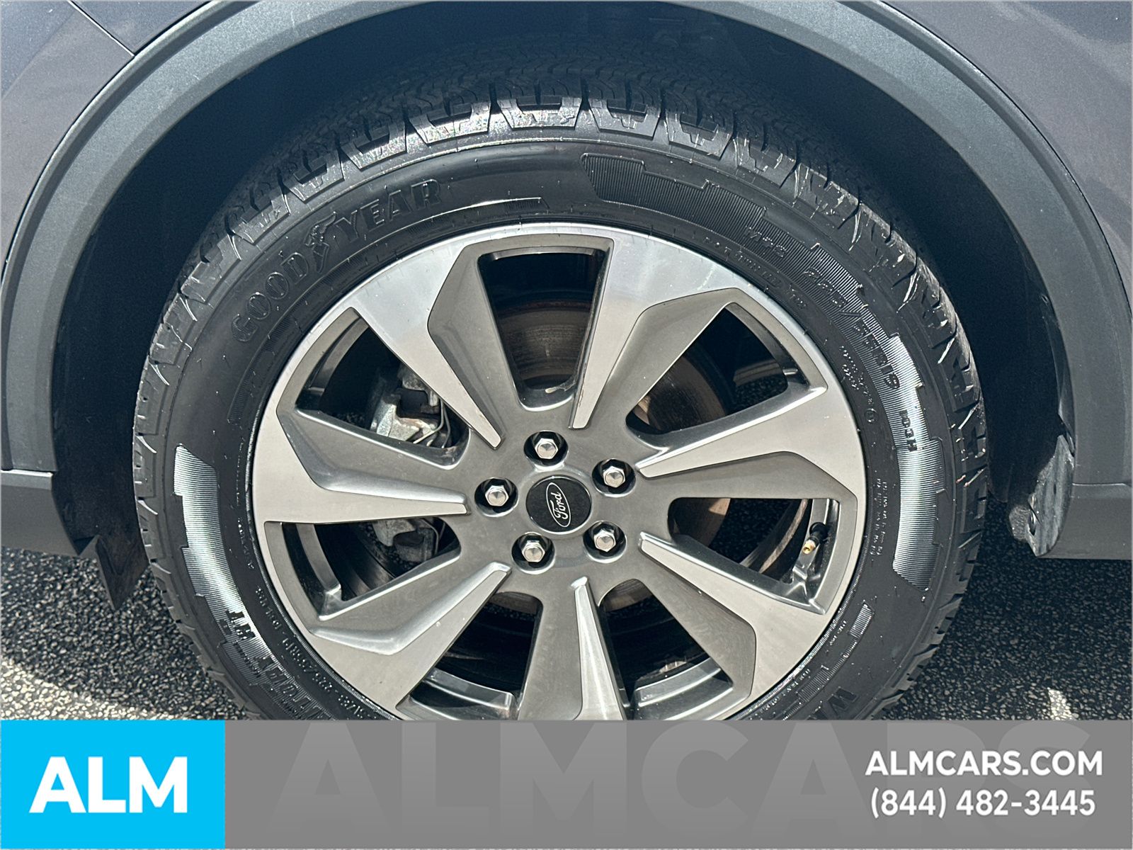 Certified Used 2025 Carbonized Gray Metallic Ford Platinum image 12