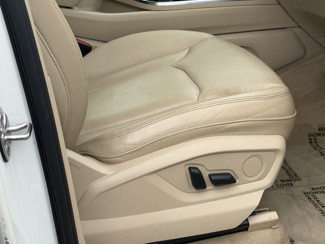 Used 2019 Carrara White Audi 55 Premium image 32