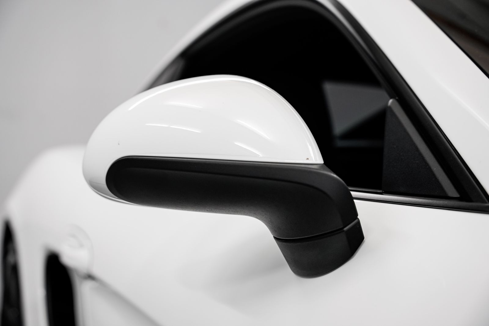 2014 Porsche Cayman S — photo 34