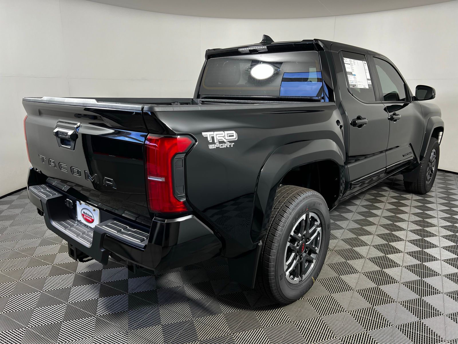 2025 Toyota Tacoma TRD Sport 10