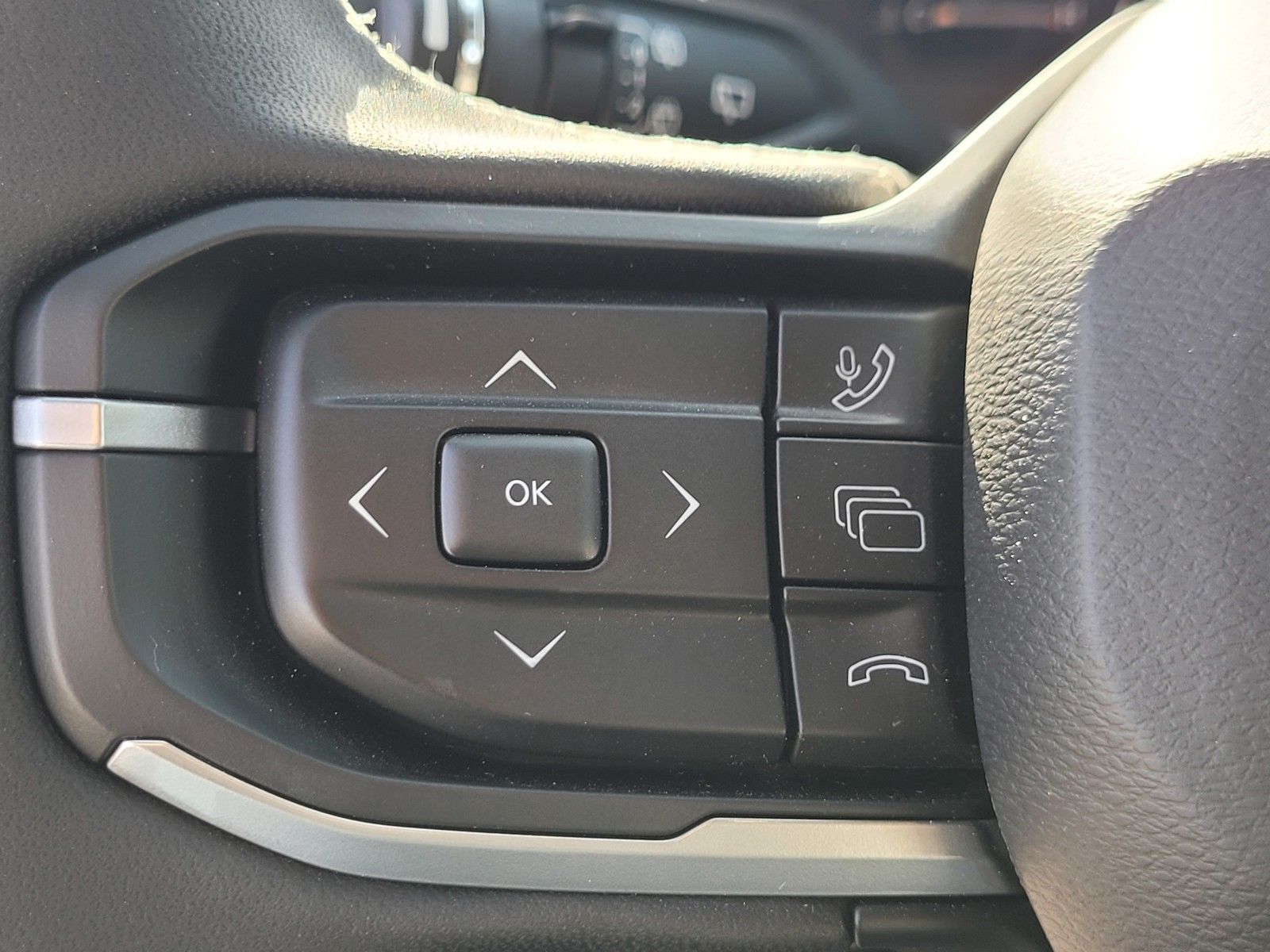 New 2026 White/off-white Jeep Limited image 21