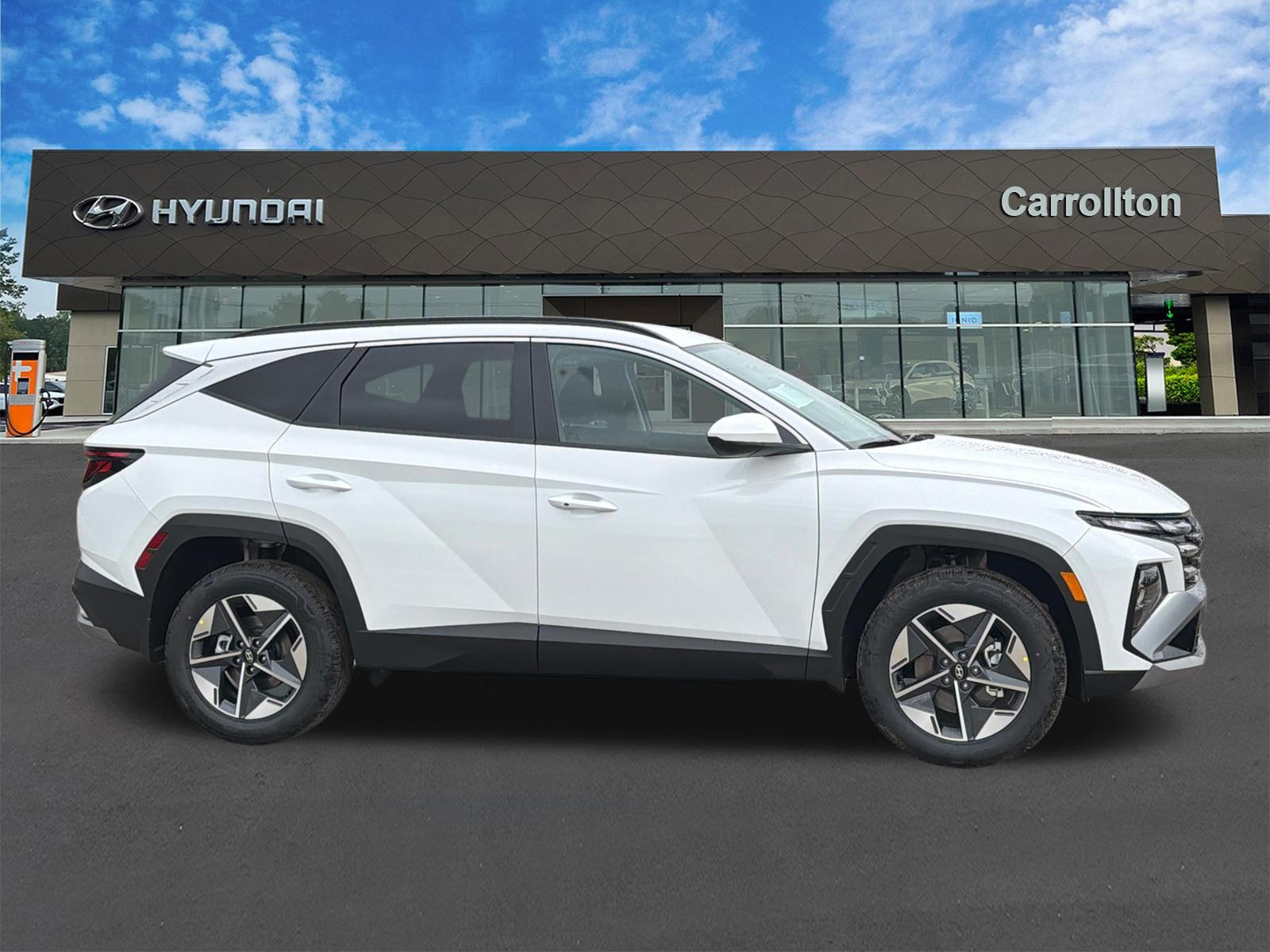 New 2026 White Hyundai SEL image 5