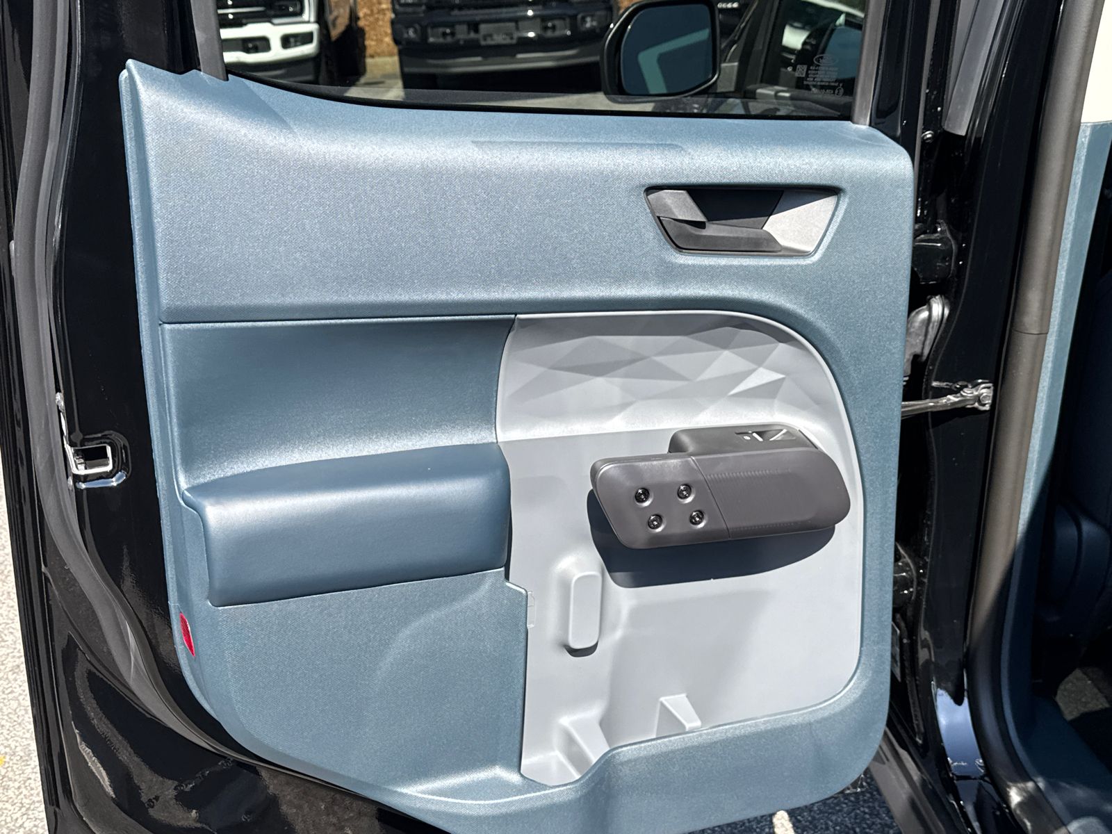New 2026 Shadow Black Ford XLT image 22