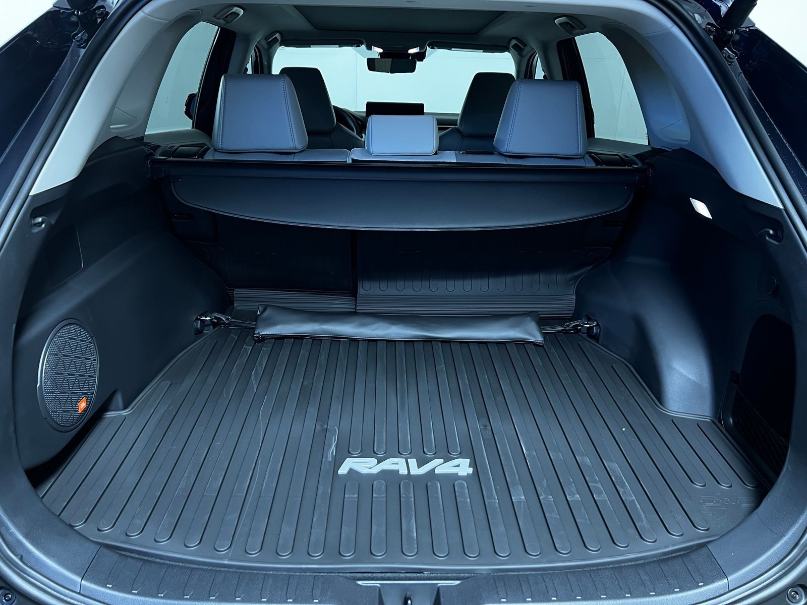 Thumbnail: 2025 Toyota RAV4 - 24