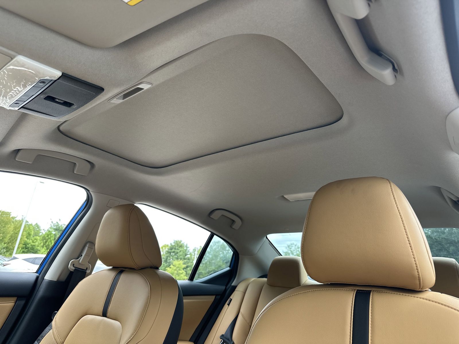 2025 Nissan Sentra SV photo 5