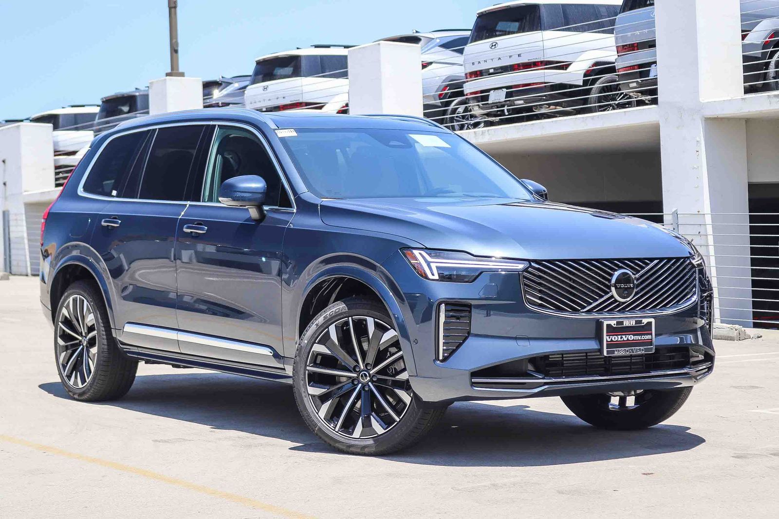 2026 Volvo XC90 Plug-In Hybrid T8 Ultra