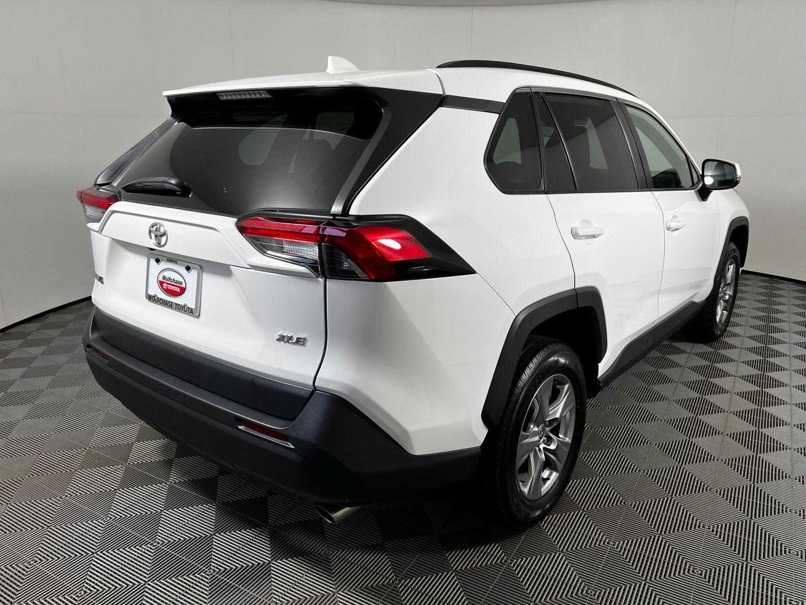Thumbnail: 2024 Toyota RAV4 - 5