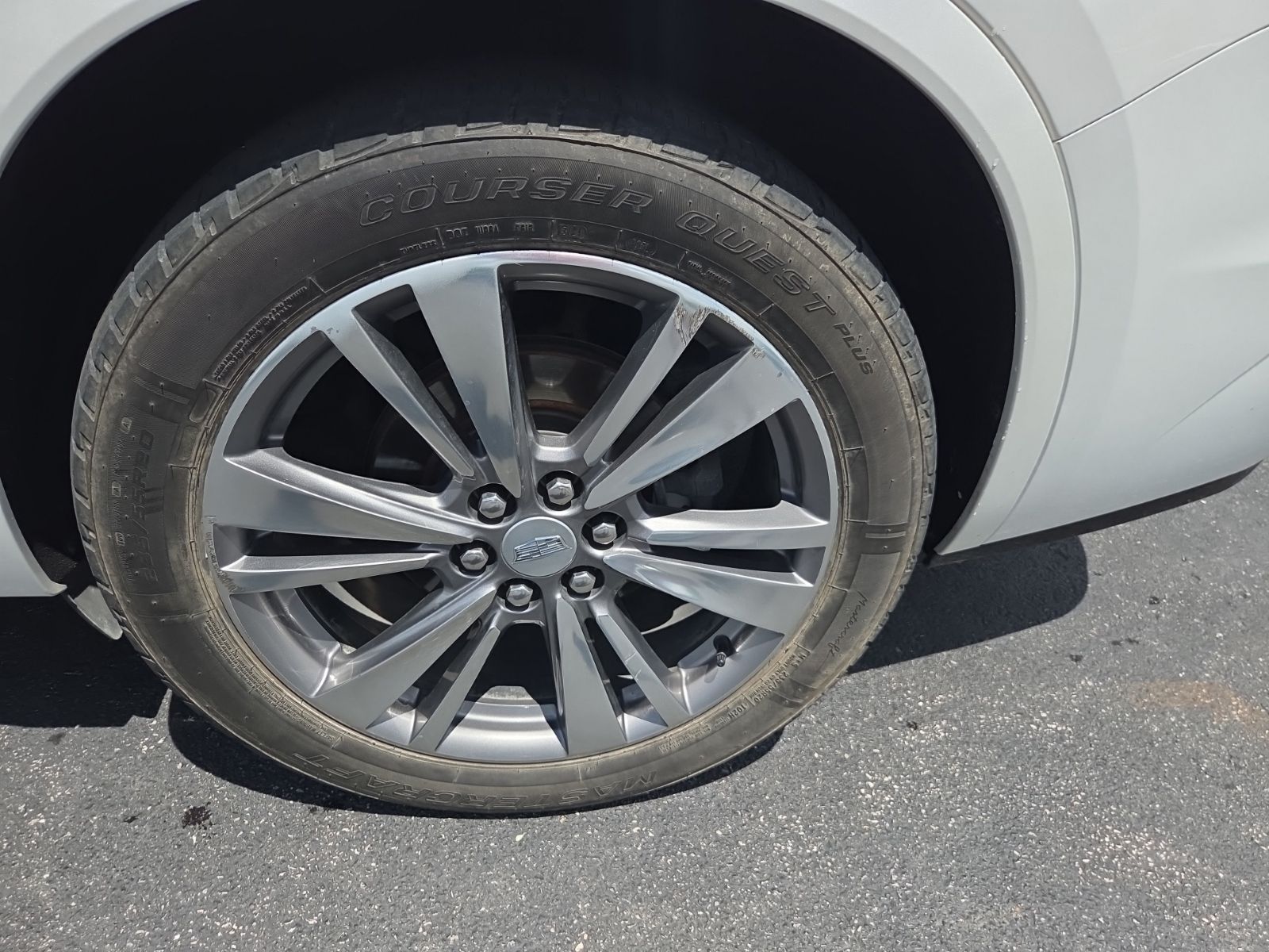 used 2020 Cadillac XT6 car, priced at $20,342
