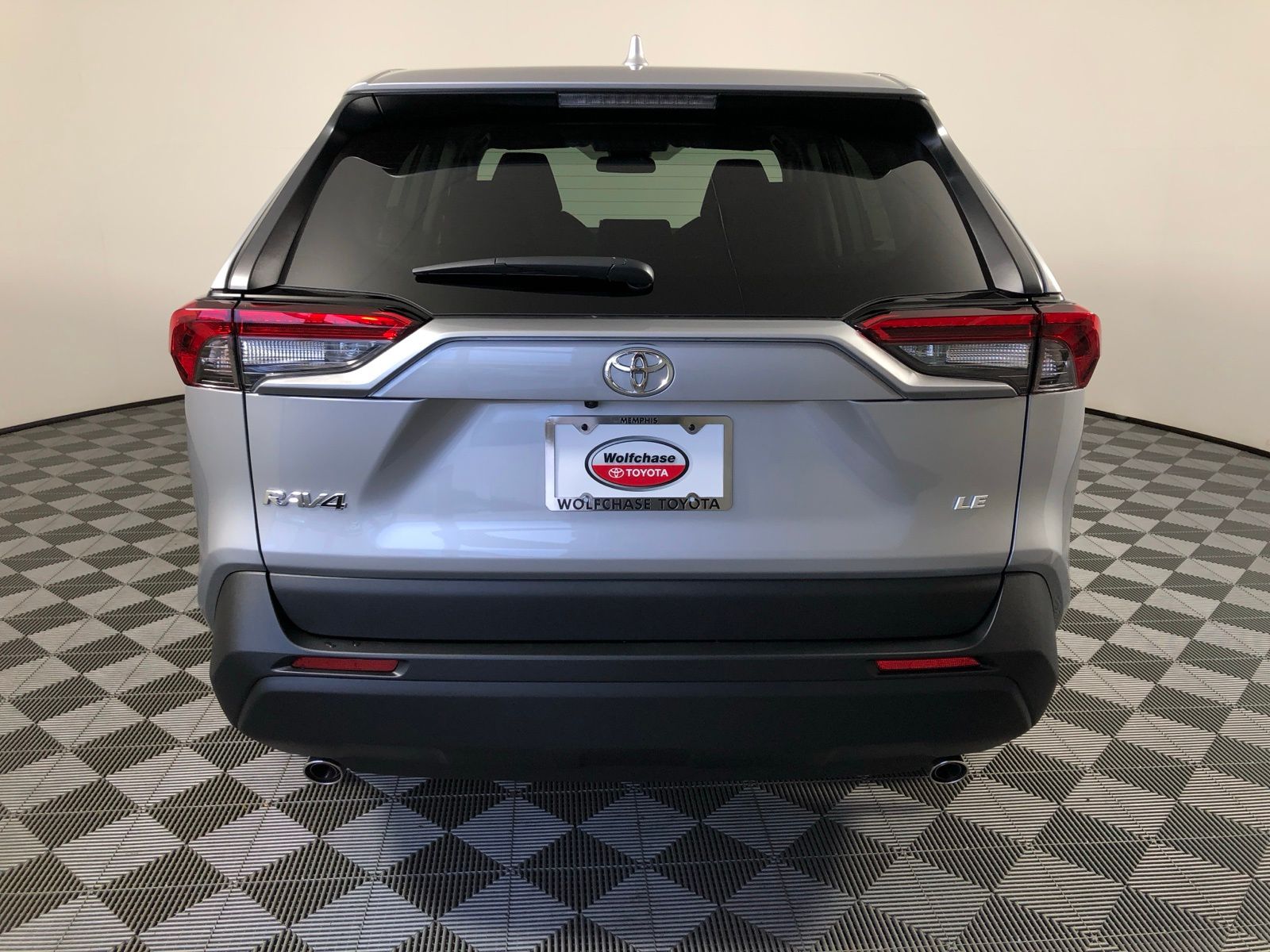 2025 Toyota RAV4 LE 6