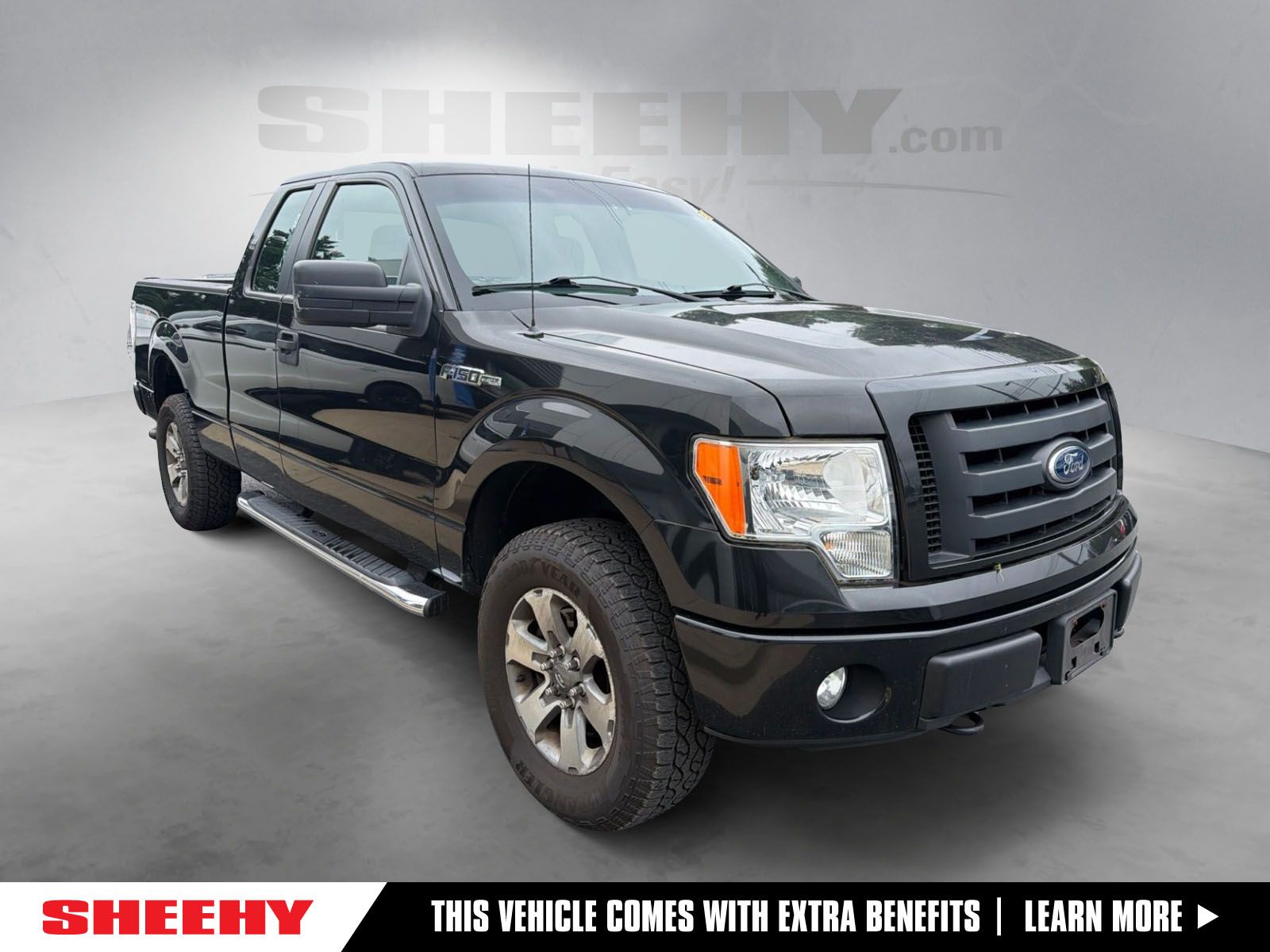 Tuxedo Black Metallic 2011 Ford F-150 Pickup Truck Four-Wheel Drive 6-Speed Automatic