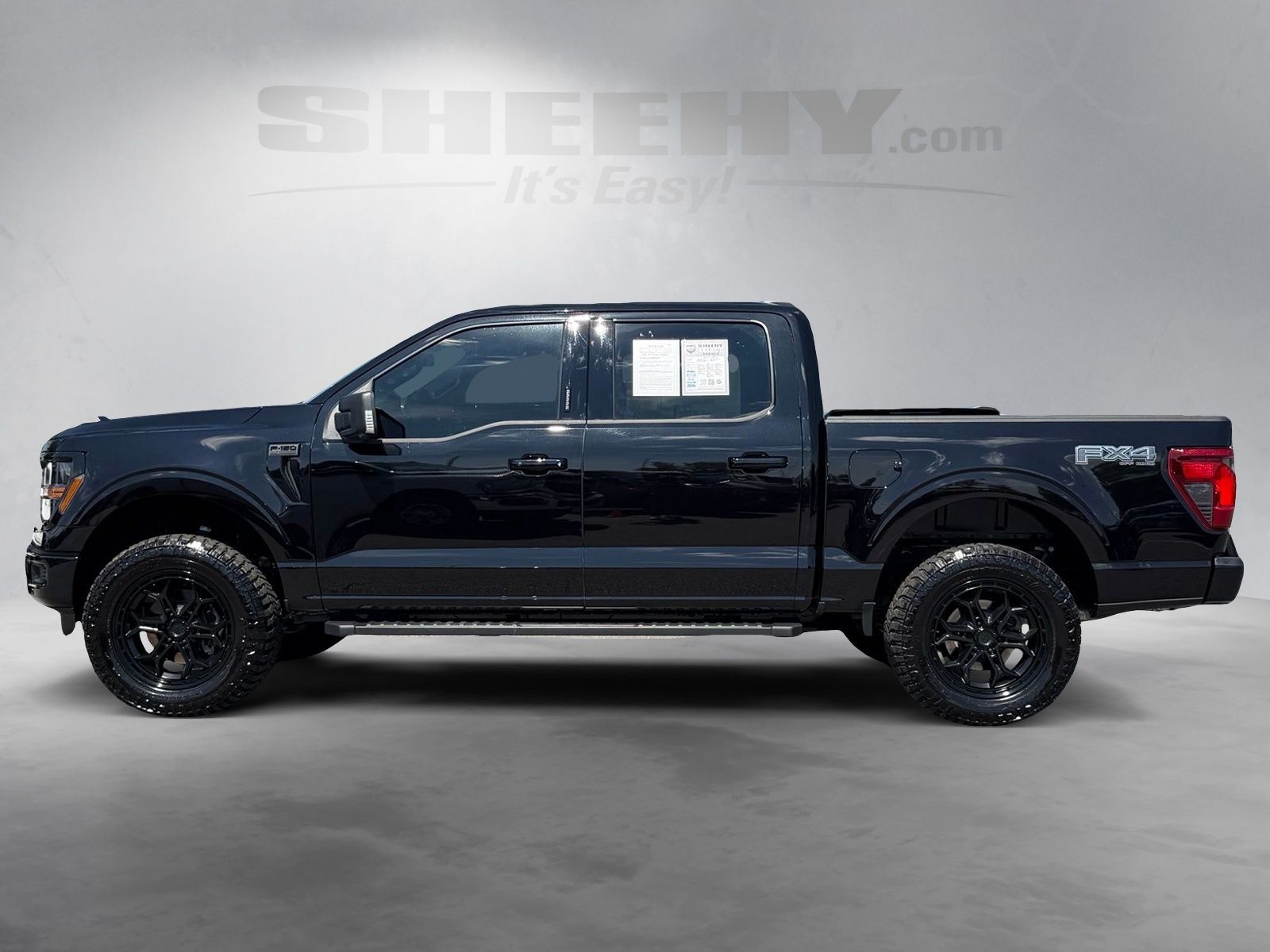 Used 2026 Agate Black Metallic Ford XLT image 14