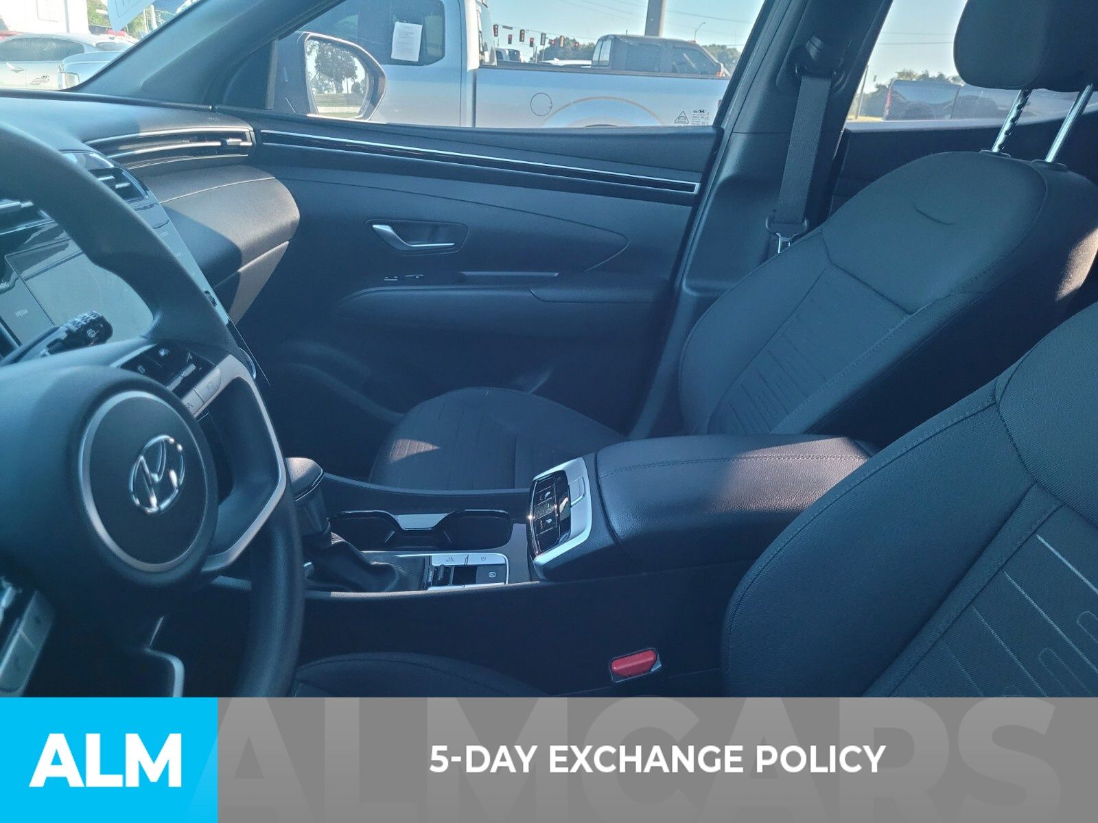 2023 Hyundai Santa Cruz SEL photo 3