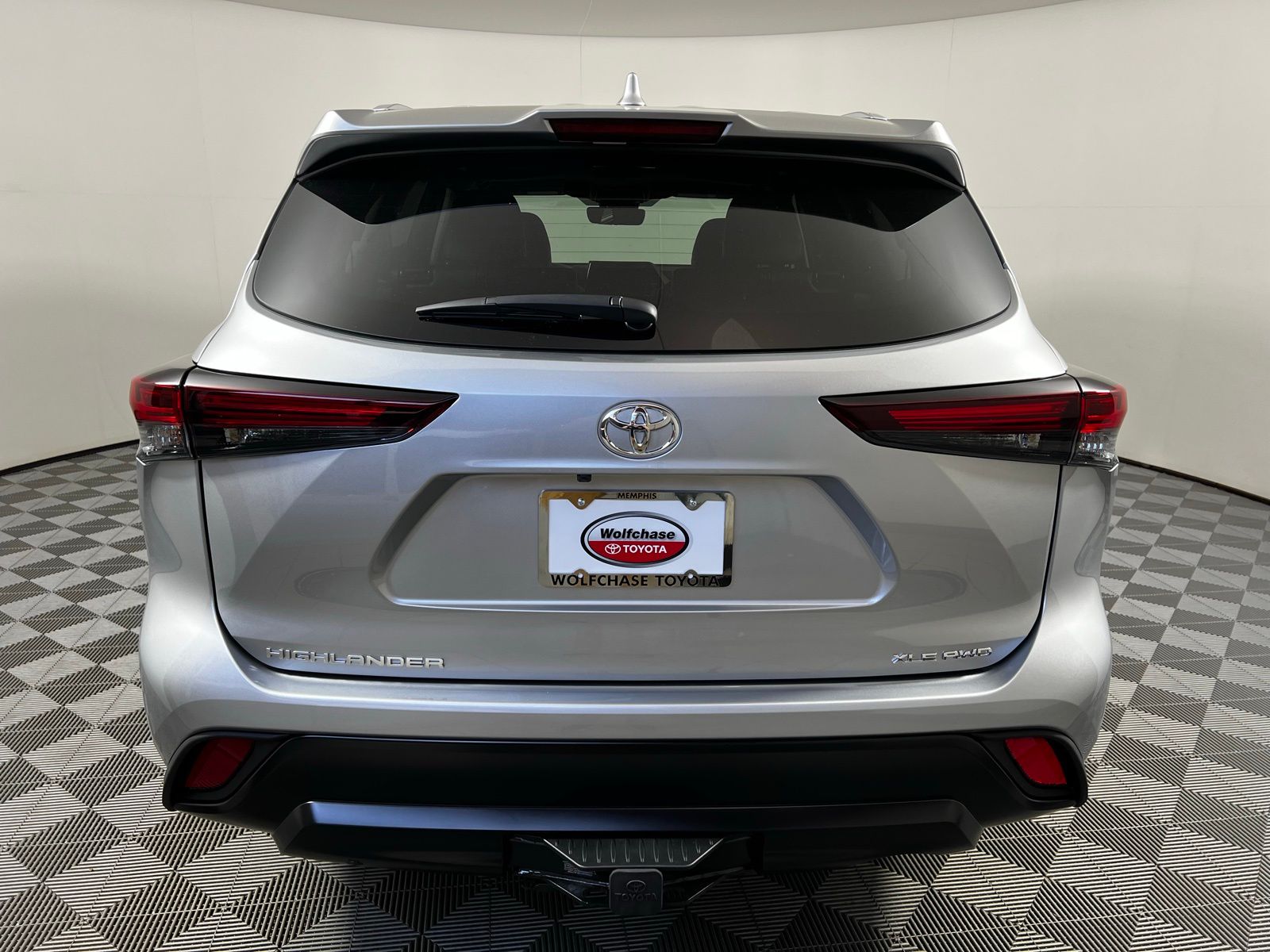 2025 Toyota Highlander XLE 6