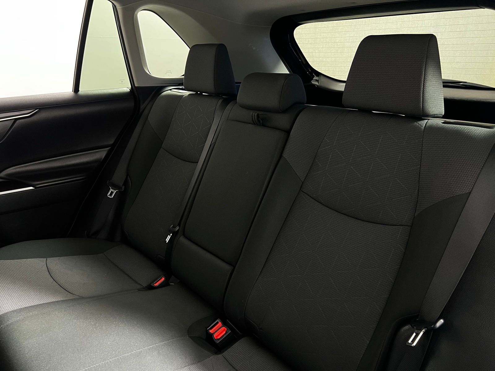Thumbnail: 2024 Toyota RAV4 - 21