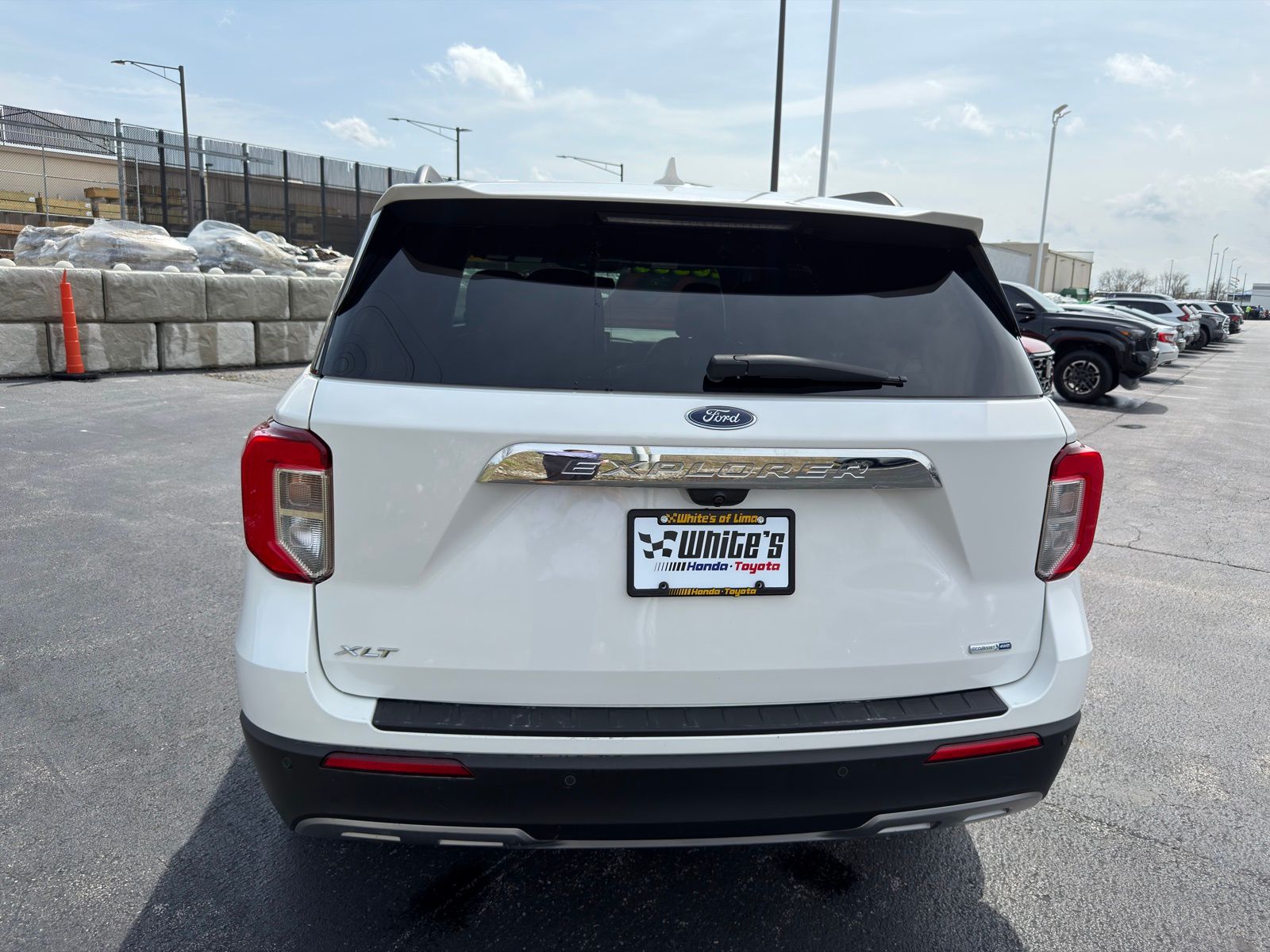 View vehicle photo 6