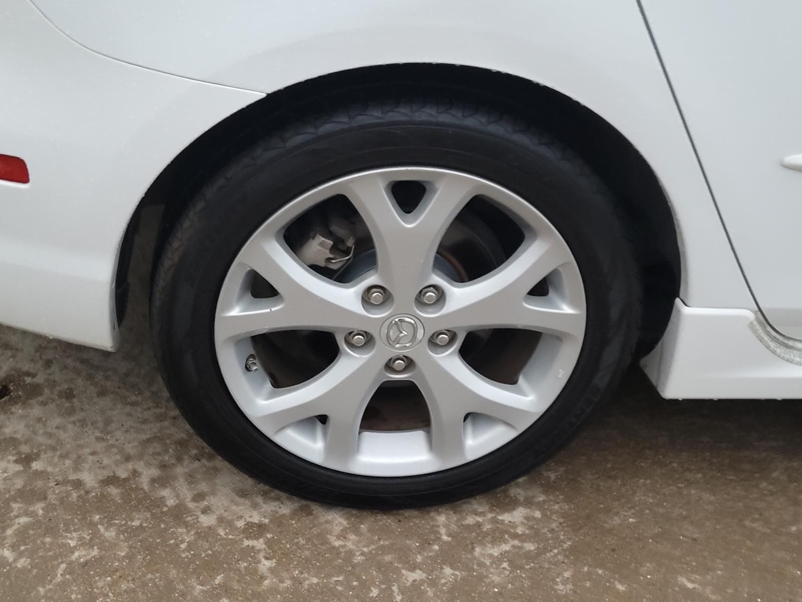used 2009 Mazda Mazda3 car, priced at $5,990