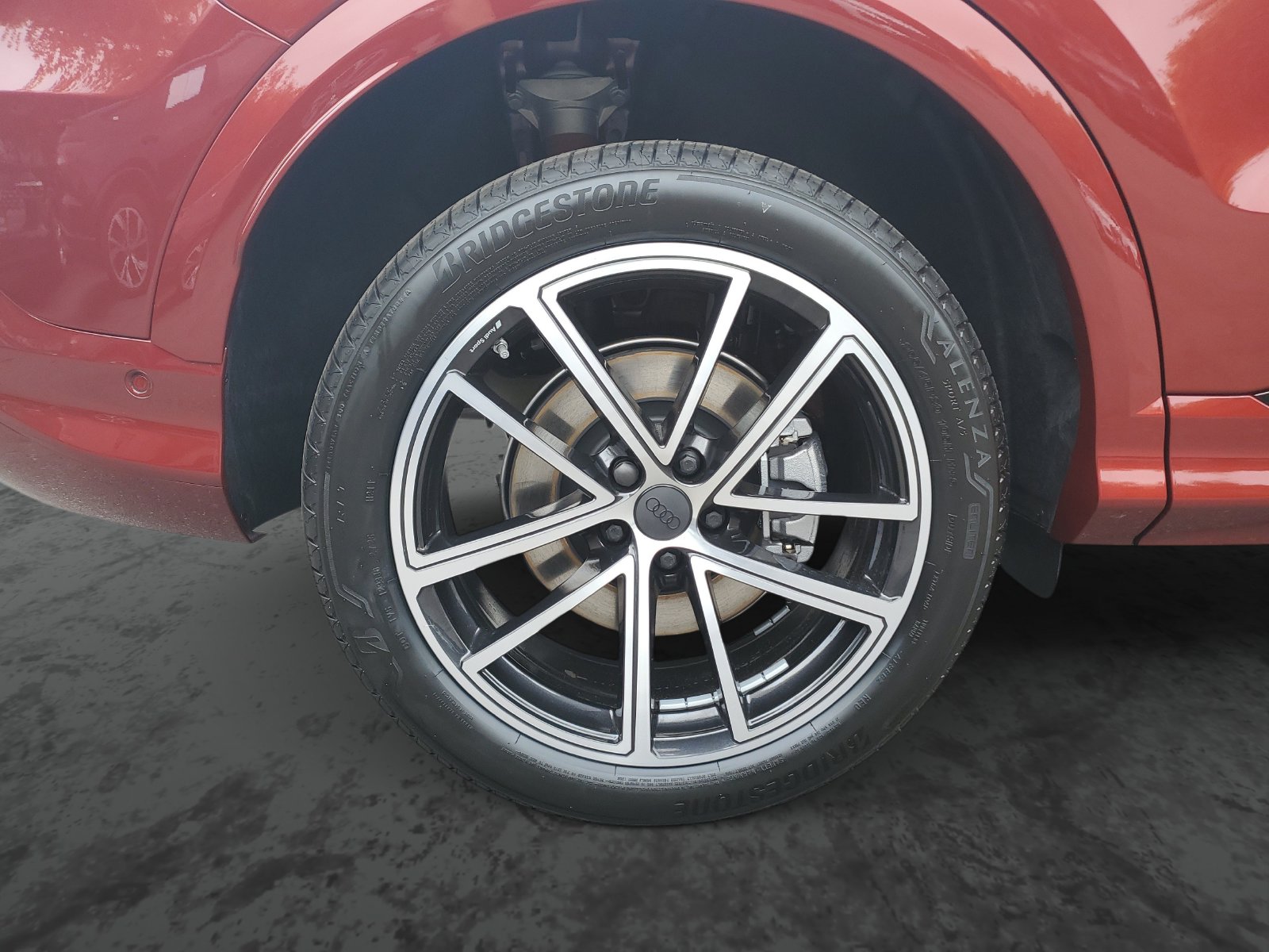 Vehicle photo