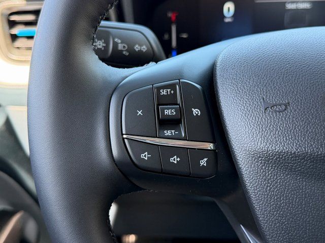 New 2026 Oxford White Ford XLT image 28