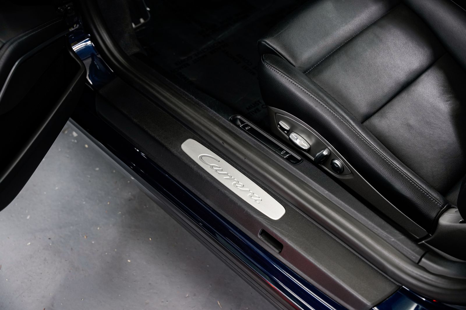 2017 Porsche 911 Carrera — photo 21