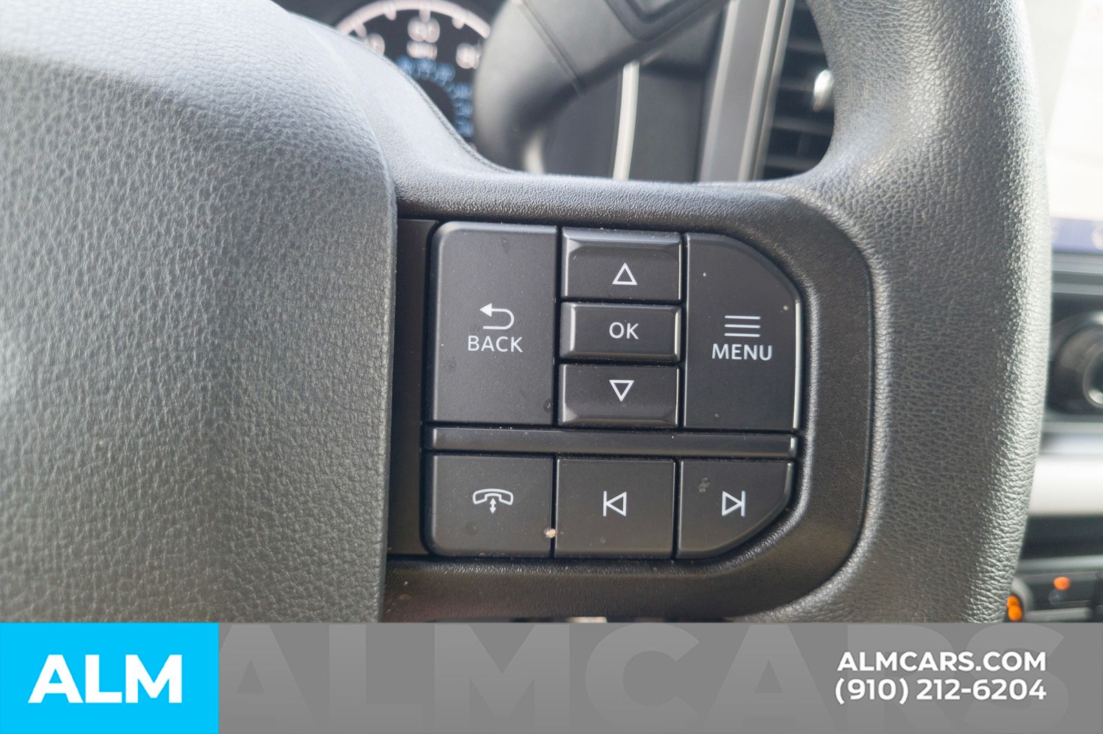 Used 2023  Ford XLT image 29