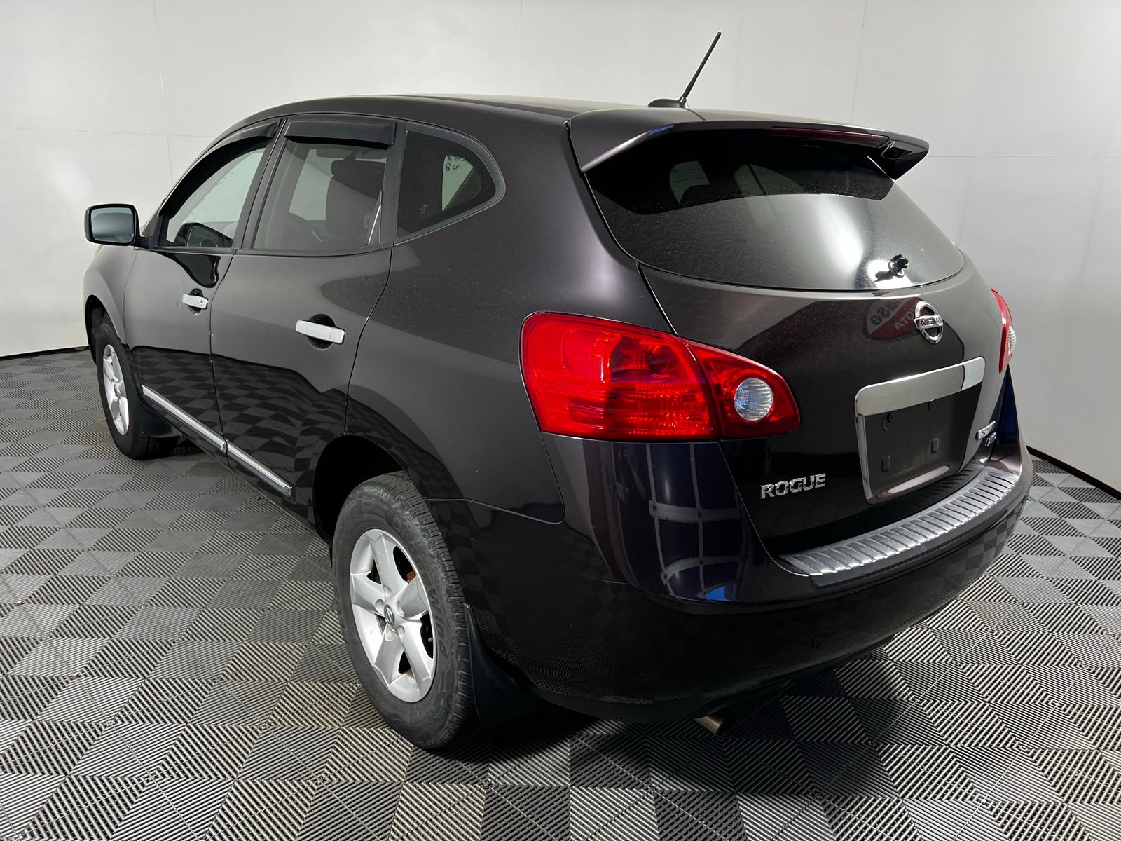 Thumbnail: 2013 Nissan Rogue - 7